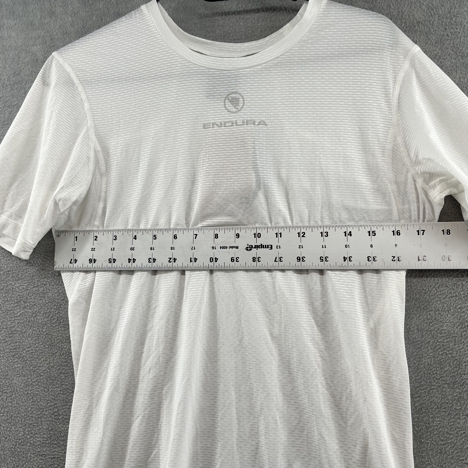 ENDURA White Short Sleeve Cycling Translite S/S Baselayer Shirt Mens Large NWT gallery