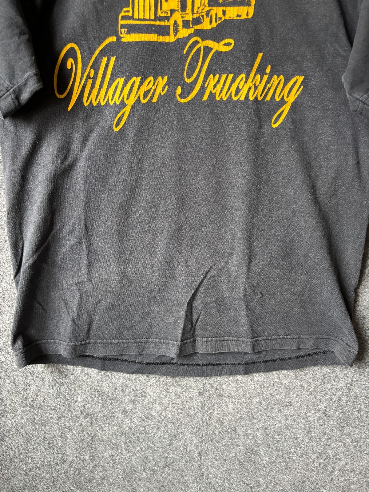 Villager Clothing Trucking Mens Medium T-Shirt Top Graphic Print Logo Black Grey gallery