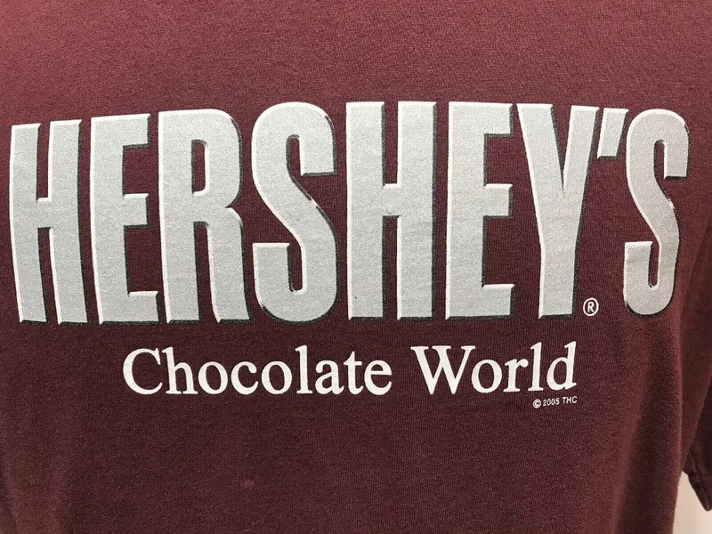 Hersheys Chocolate World Candy Bar T Shirt Iconic Treat Kisses Famous Large T2