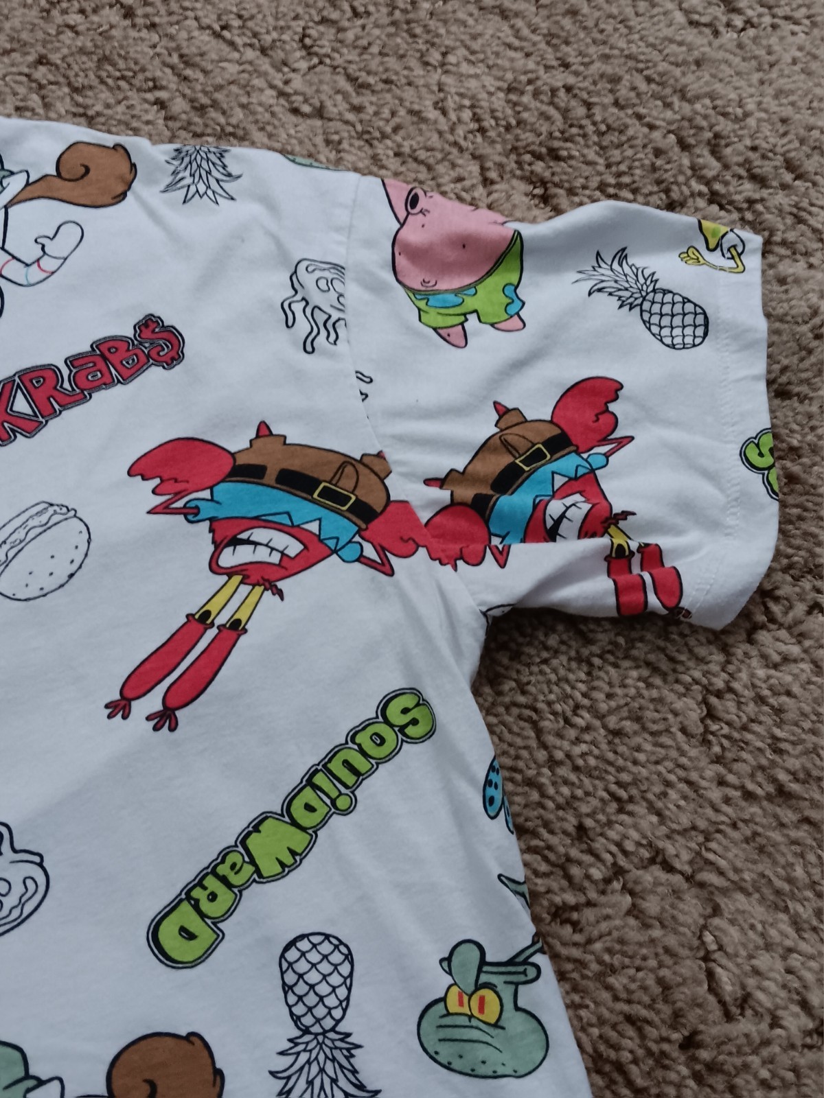 Nickelodeon Men's Large Double-Sided SpongeBob Square Pants T-Shirt gallery