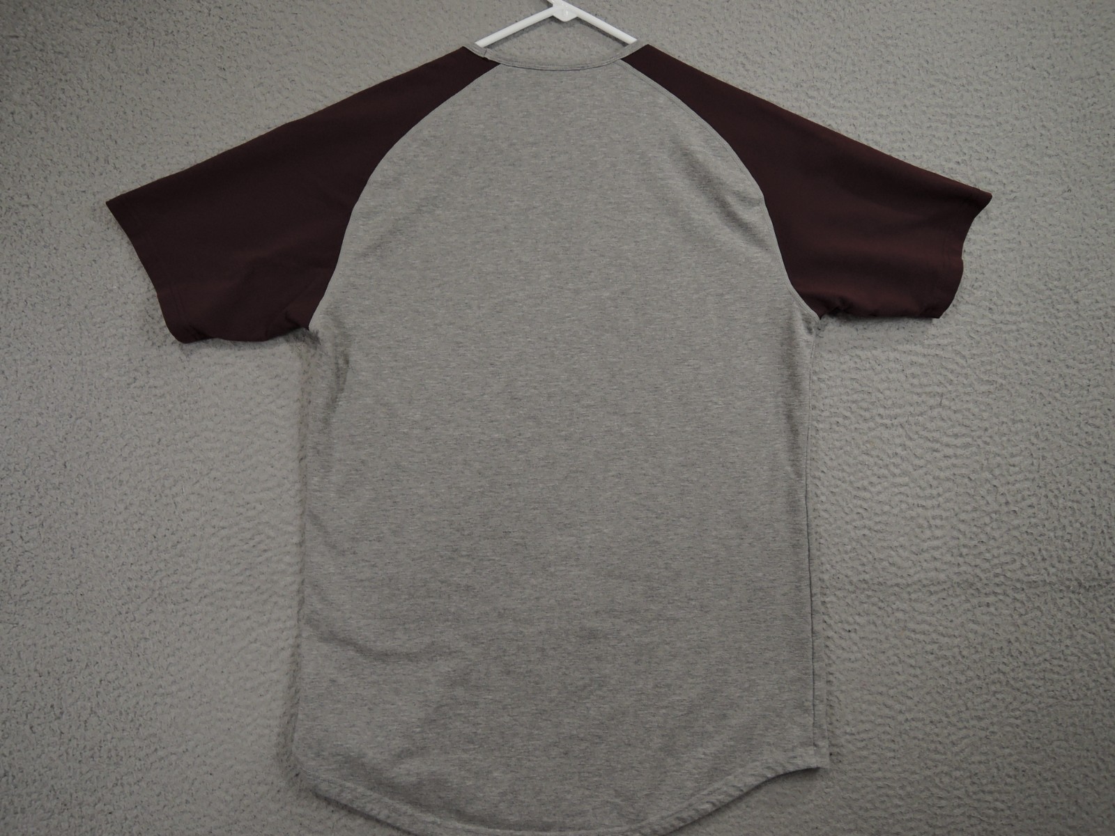 BYLT Shirt Mens Medium Gray Red Drop Cut Baseball Lux Workout Athletic Gym gallery