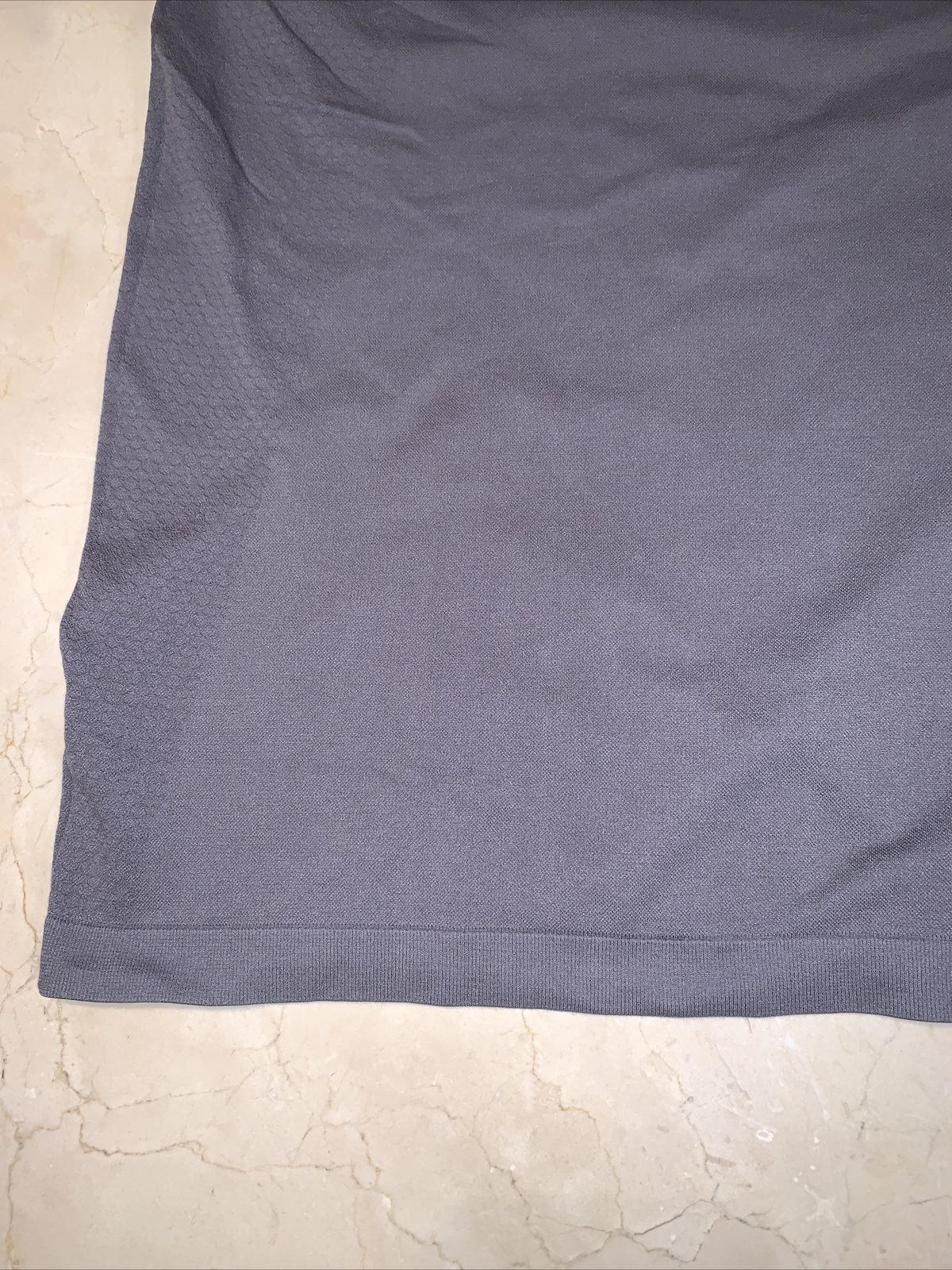 ZELLA MENS MEDIUM GREY SEAMLESS PERFORMANCE T-SHIRT SIZE X-LARGE $49 gallery