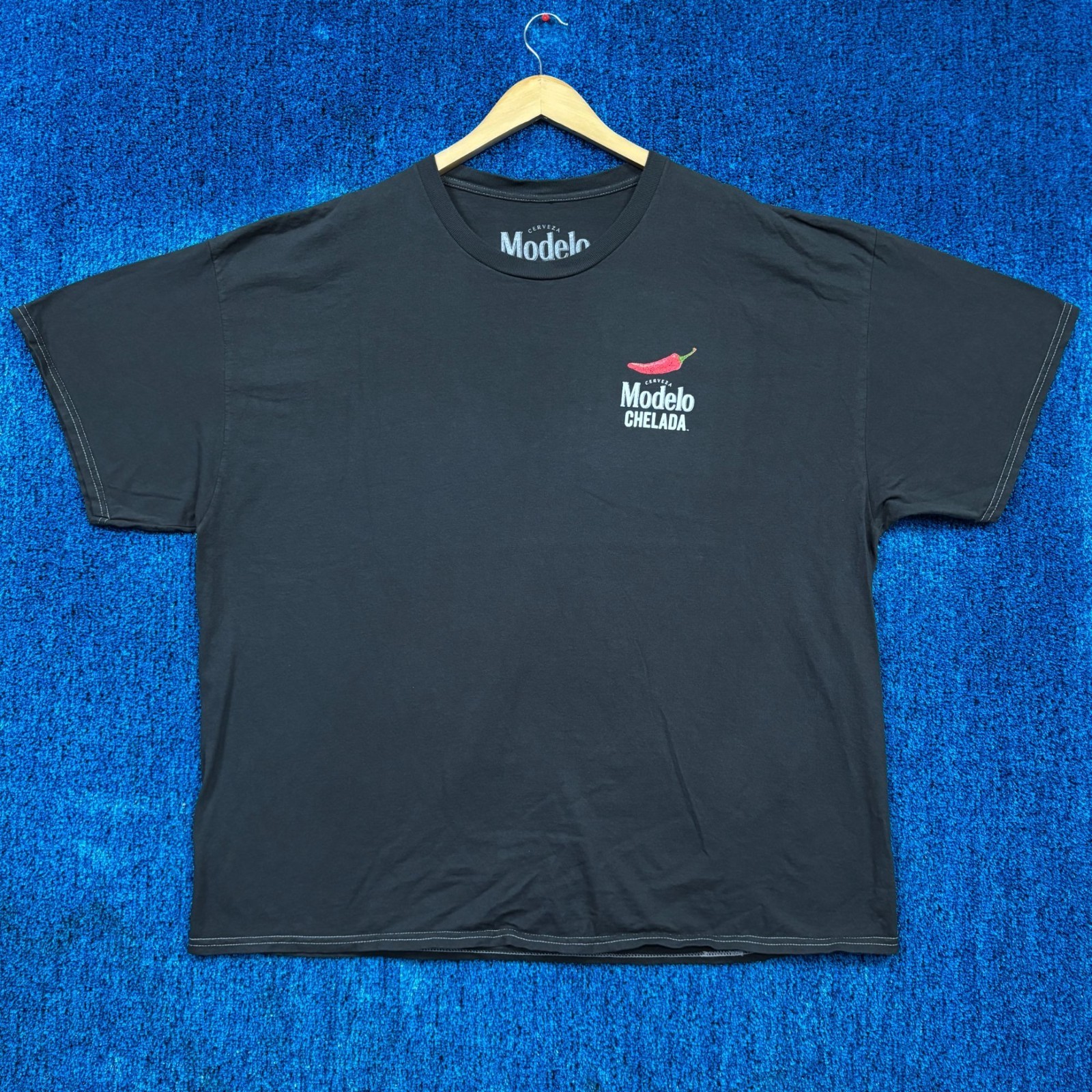 Modelo “Modelo Chelada” Graphic T-Shirt Size 2X gallery