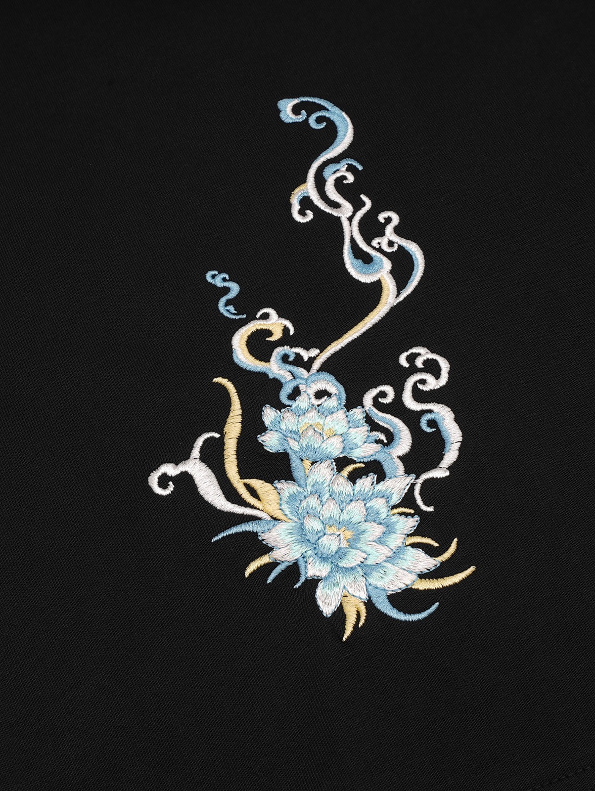 Niepce Men's Blue Kirin Embroidery Tee Japanese Streetwear T-Shirt gallery