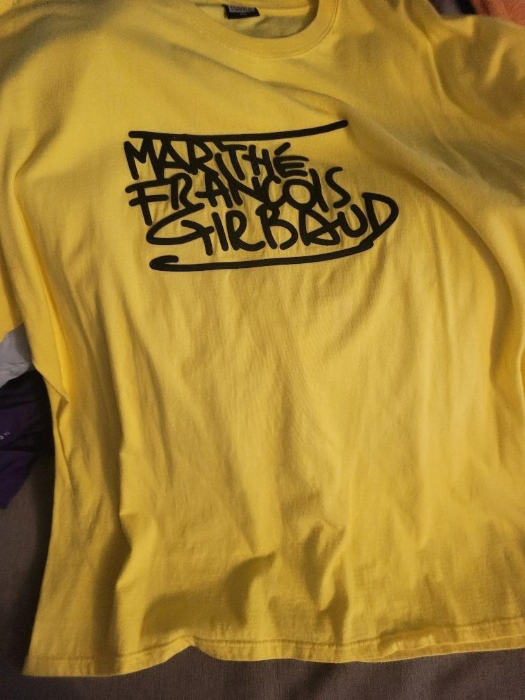 EUC VTG Marithe Francois Girbaud T-Shirt Men’s 2XL Tee Logo Yellow Raised Letter