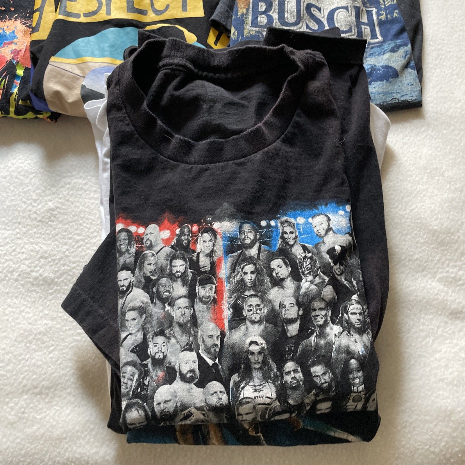 Lot of 20 Graphic T-Shirts Mens Mixed Brands Vintage Modern Bulk Resale Bundle gallery