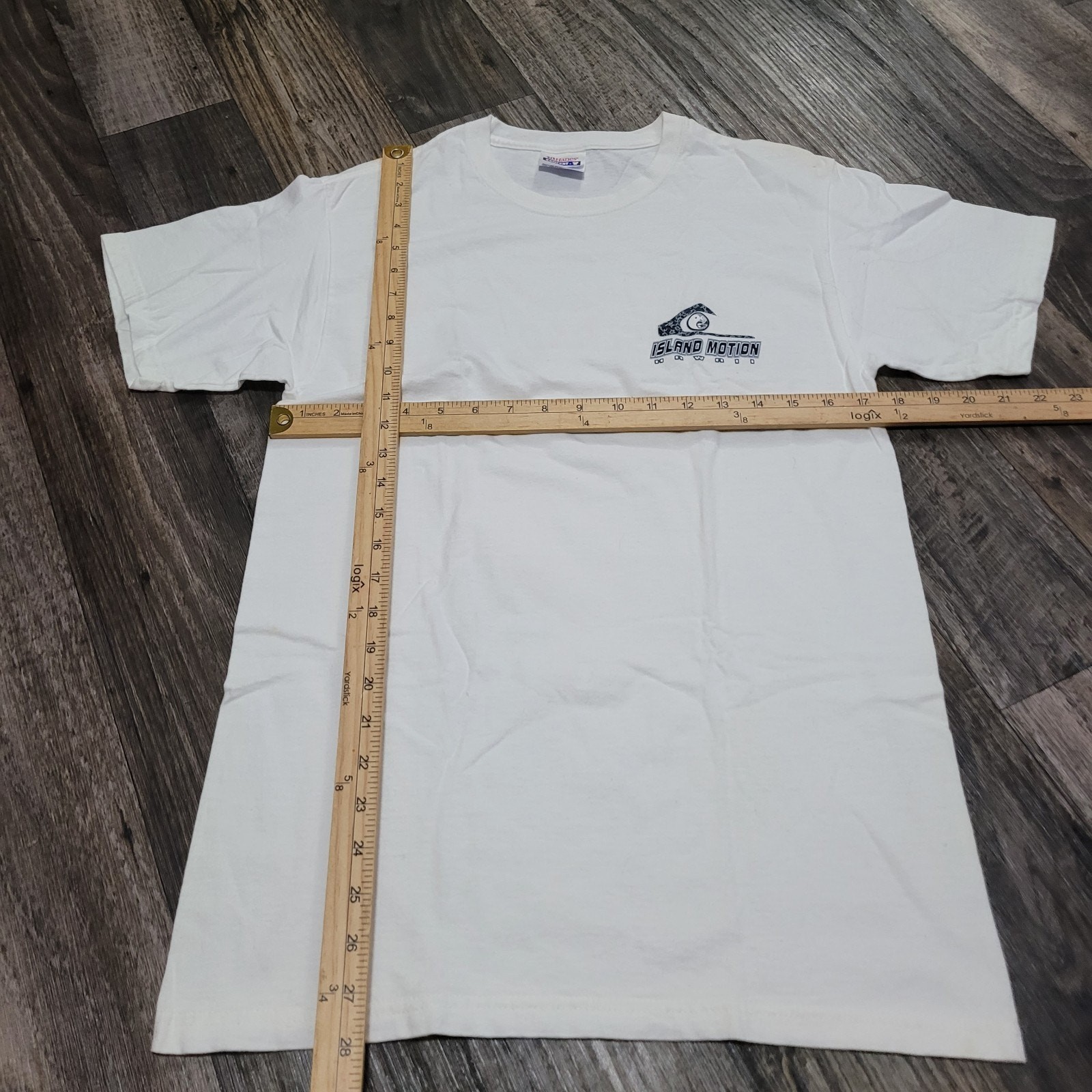 Island Motion Surf White Shirt Men Small Surf Skate Maui Honolulu Hawaii Adult gallery
