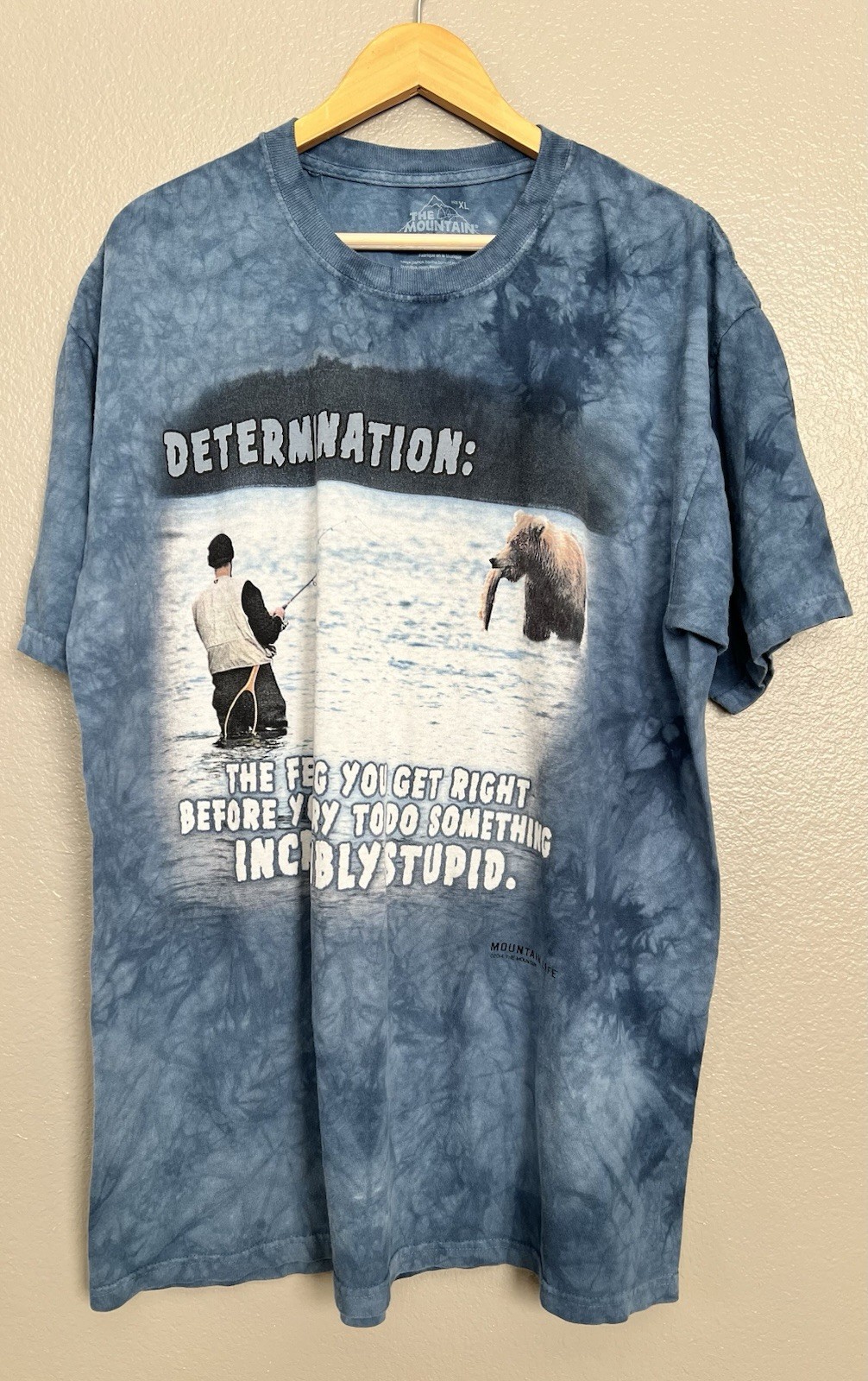 The Mountain Shirt Mens XL Blue Tie Dye Short Sleeve Bear Fishing Fisherman S/S gallery