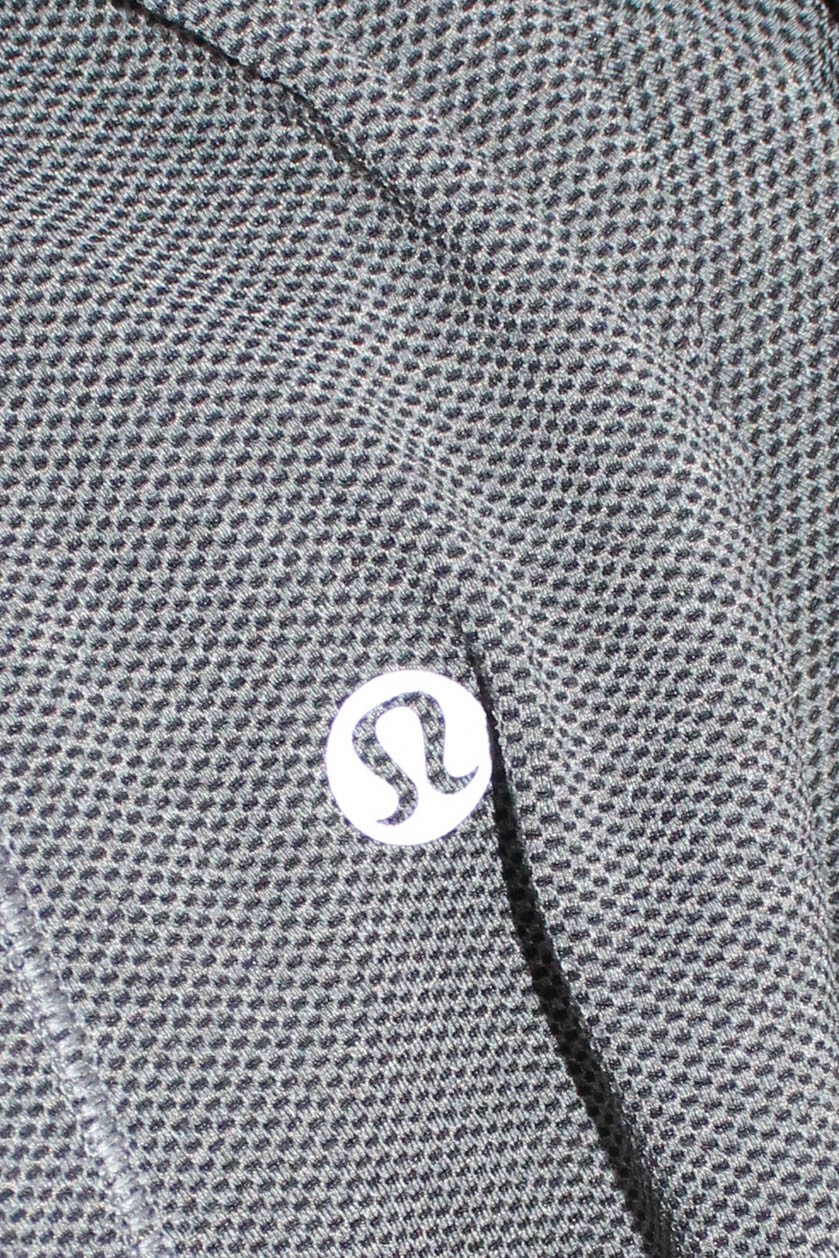 Lululemon Mens Basic Gray Geometric Crew Neck Nylon Blend T-Shirt Size XL gallery