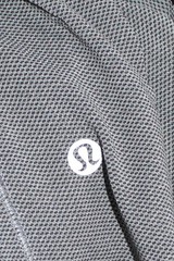 Lululemon Mens Basic Gray Geometric Crew Neck Nylon Blend T-Shirt Size XL