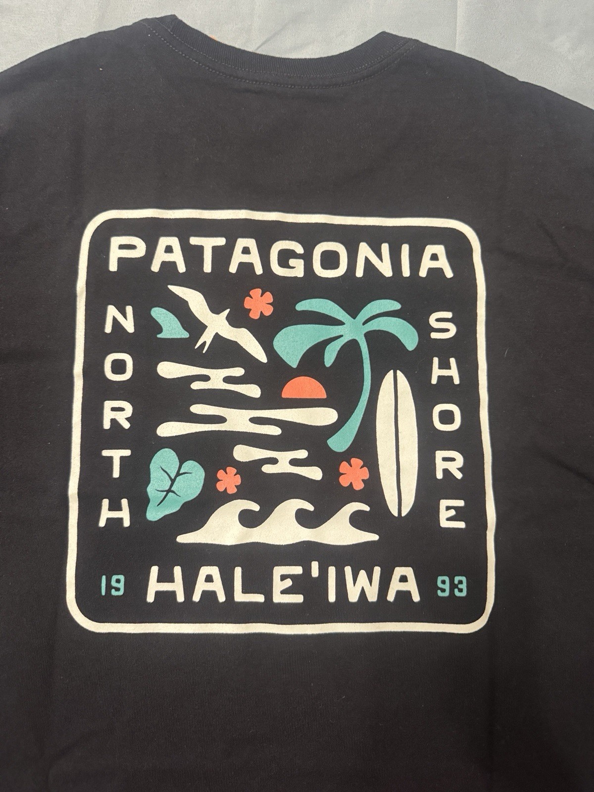 Patagonia Haleiwa North Shore Graphic T Shirt 37724 Men’s Small Black Crew Neck gallery