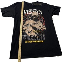 Truth + Trust Graphic Tee Shirt Medium VISION “Be True To Yourself – Size = Med.