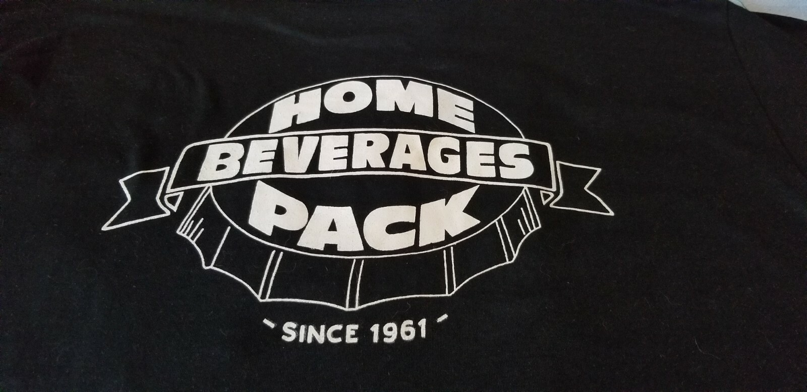 HOME BEVERAGES PACK SINCE 1961 VINTAGE TEE SHIRT LARGE NICE
