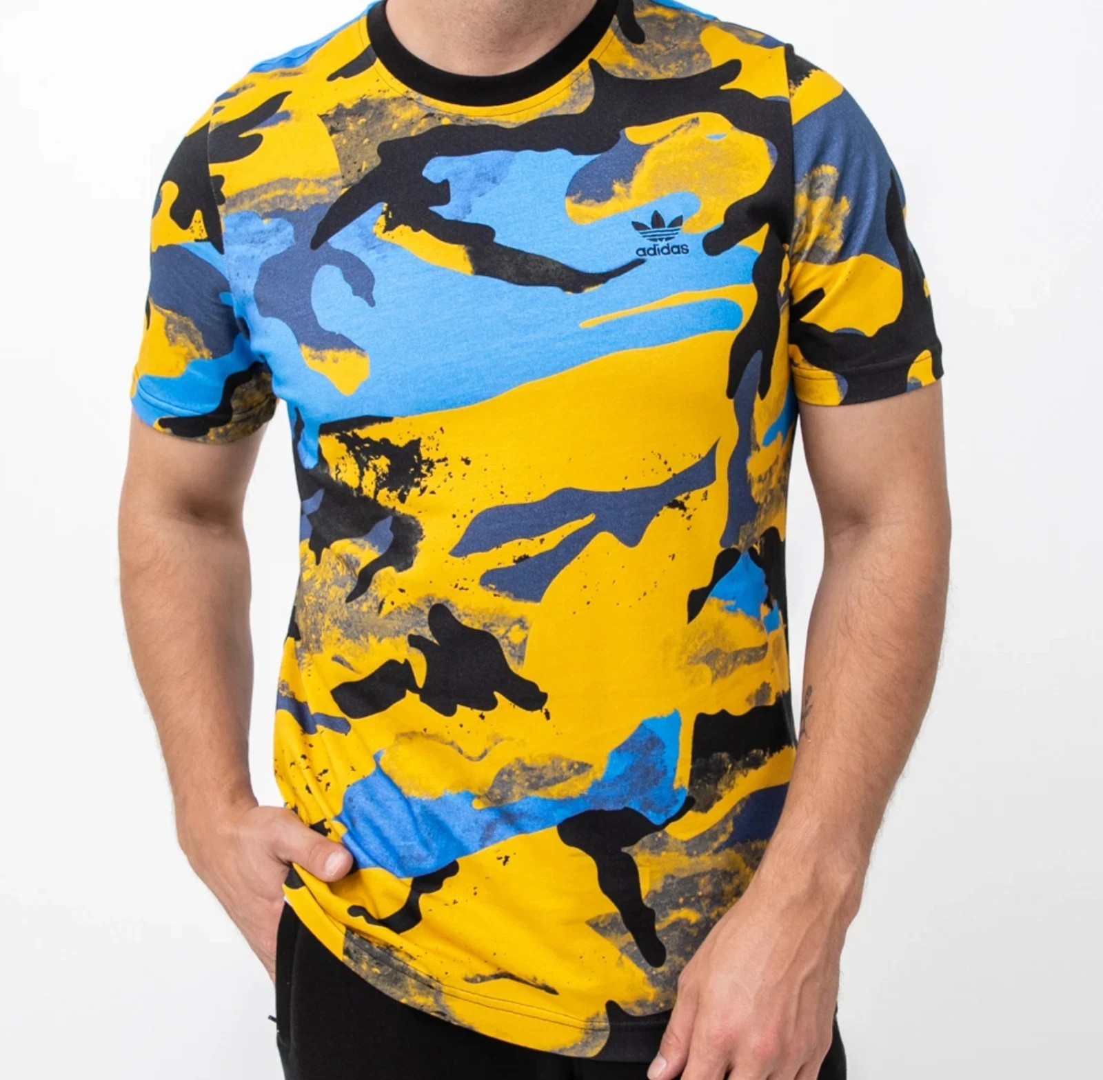 NEW ADIDAS ORIGINALS CAMO TREFOIL TEE Men's SHIRT SIZE X-Small Patterns Vary gallery