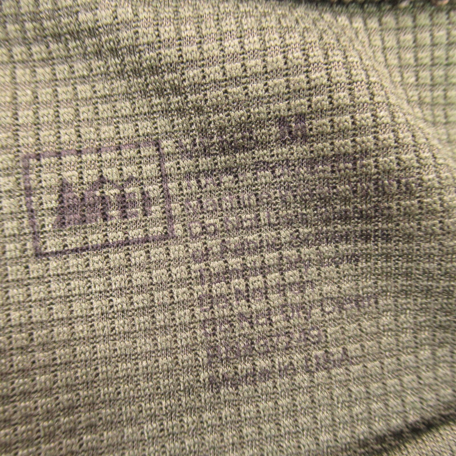 REI Shirt Mens Medium Long Sleeve High Neck Outdoors Crew Neck Green Stretch gallery