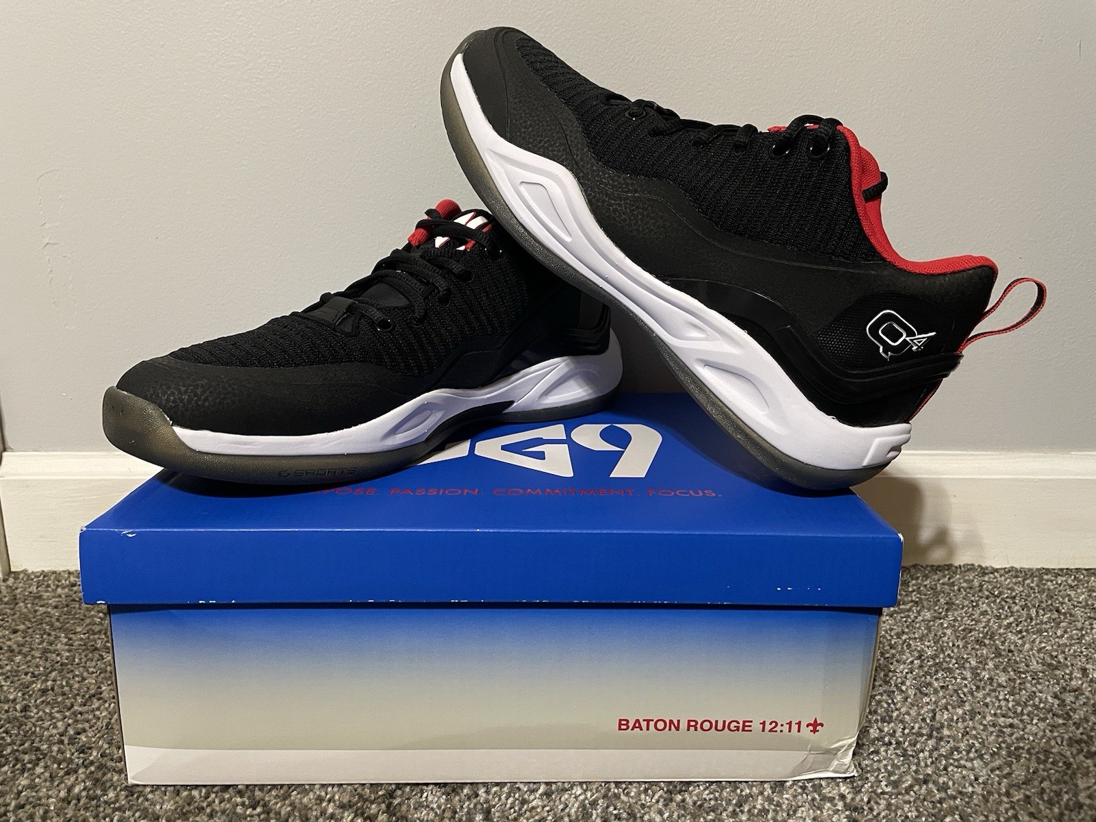 Q4 Sports LG9-1 Size 9.5M Basketball Shoes