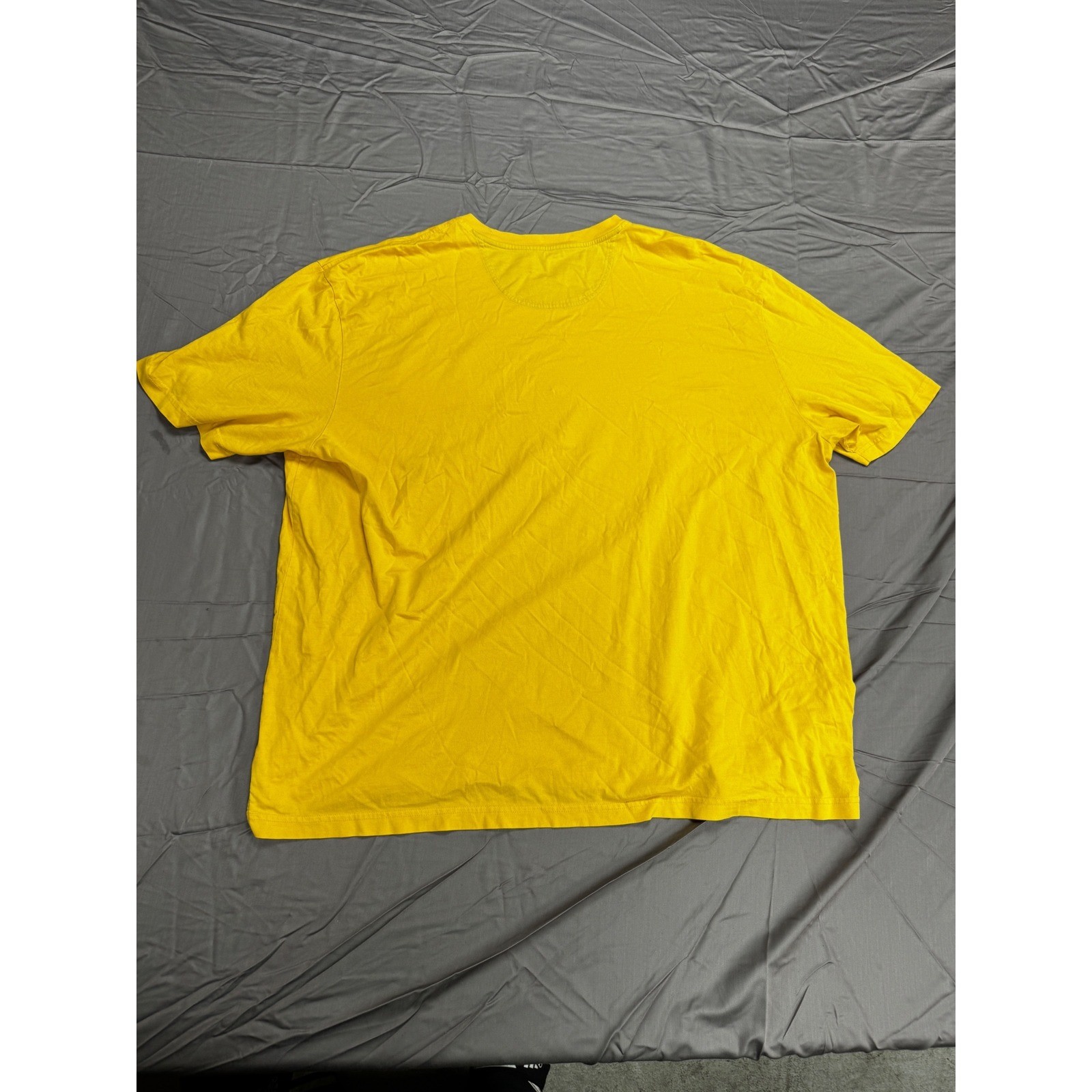 Tommy Bahama Relax Mens XXL Yellow Pima Cotton Pocket T-Shirt Marlin Logo gallery