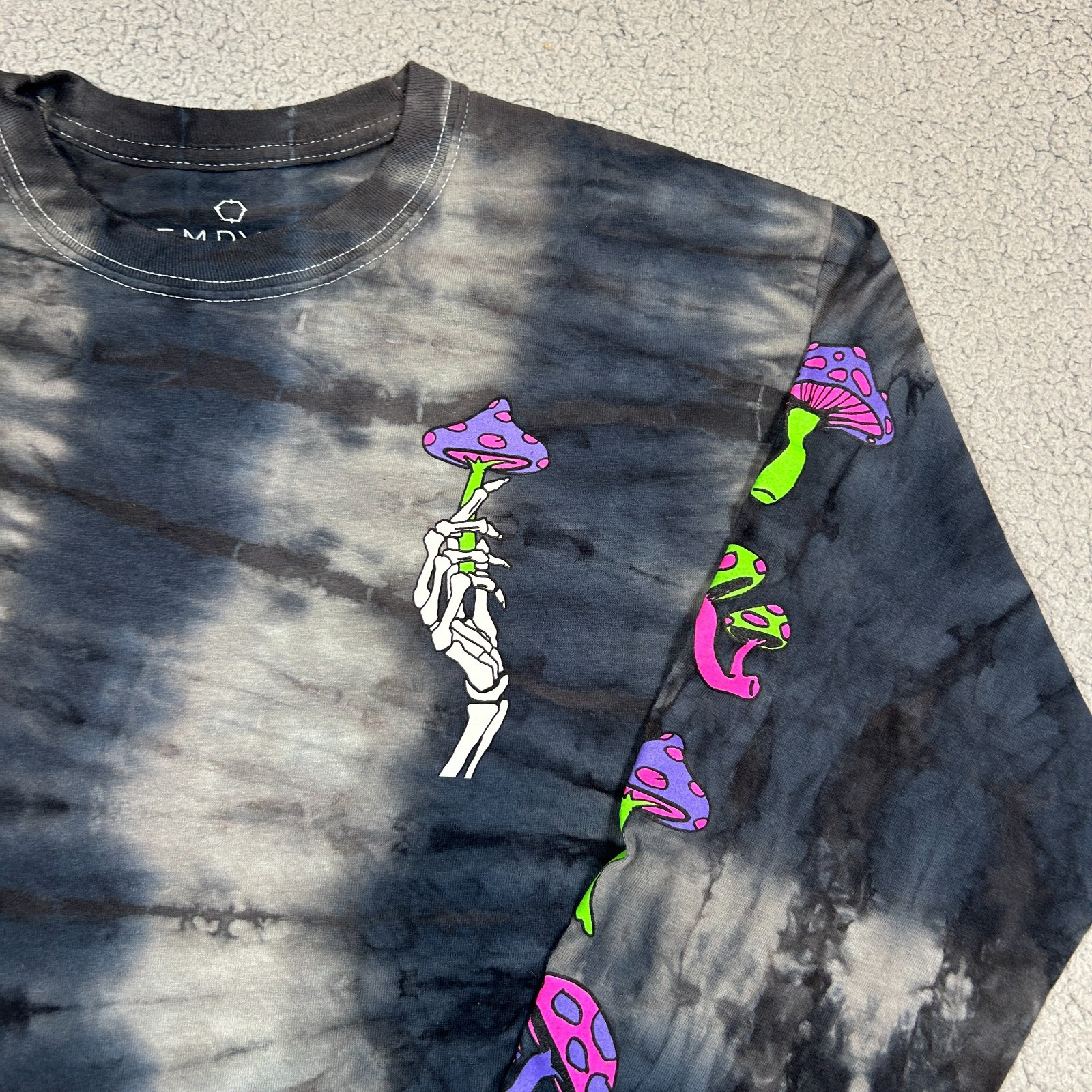 Empyre Psychedelic Mushrooms Pullover T-Shirt Tie Dye Long Sleeve Mens Medium gallery