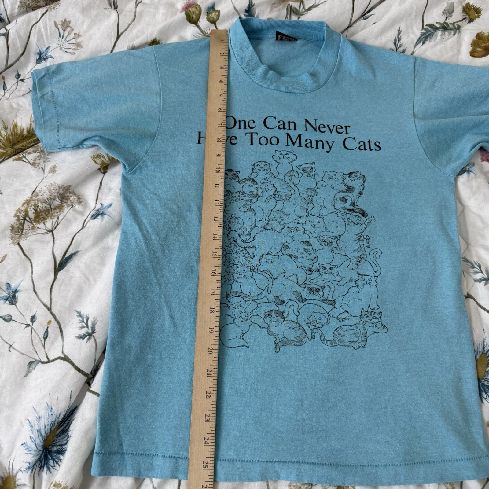 Vintage 80s 1986 Cat Lover T Shirt Blue One Can Never Have Too Many Cats Size M gallery