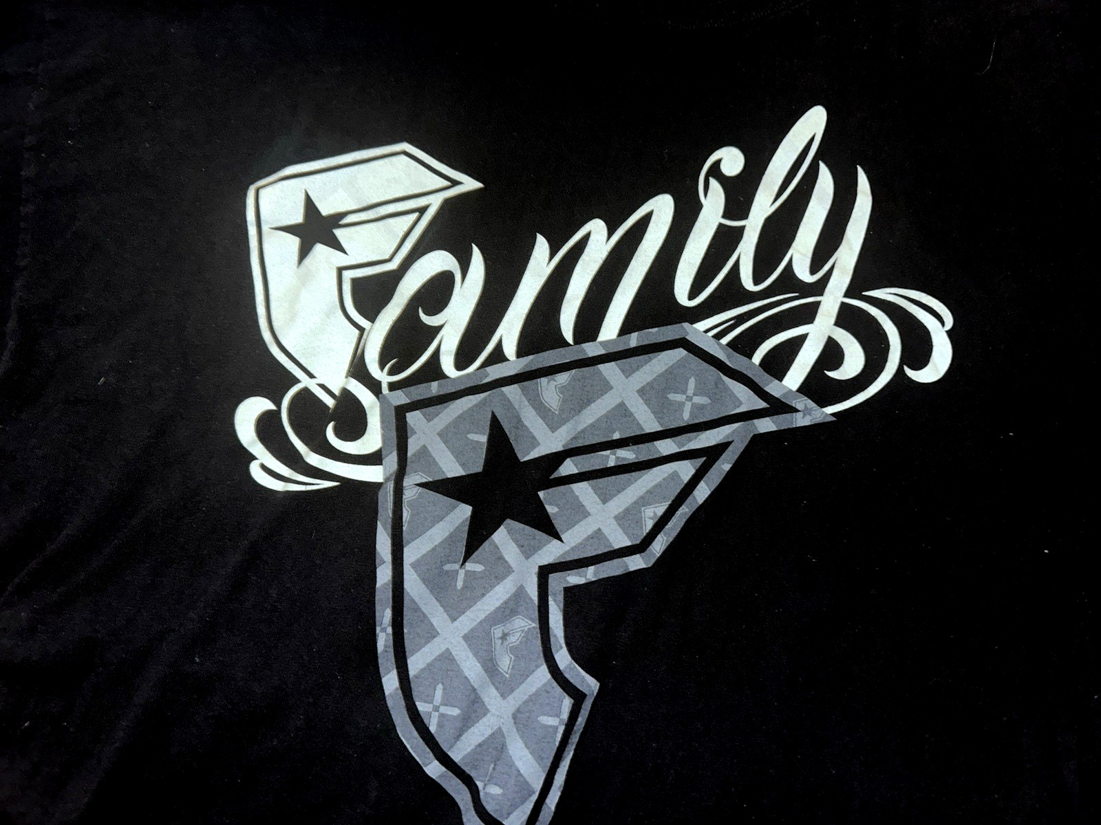 Famous Stars & Straps T Shirt Mens XXL Black Streetwear Blink-182 Family gallery
