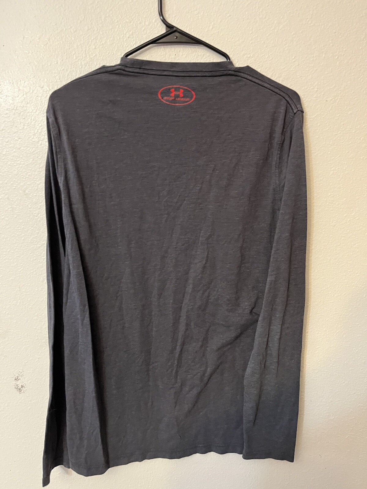 Under Armour Shirt Mens Small Loose Long Sleeve Logo Spell Out Gray Heat Gear gallery