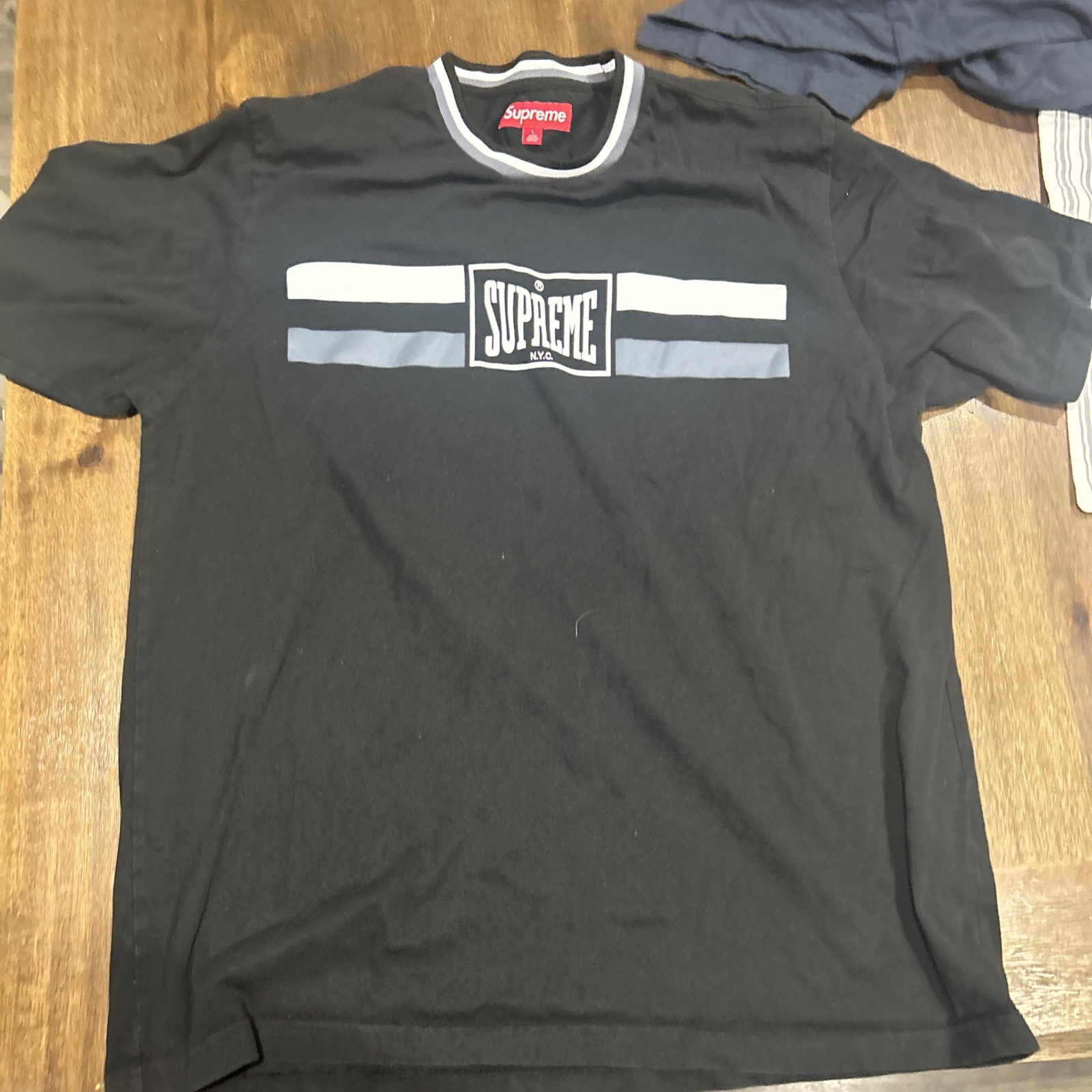 Supreme Warm Up Stripe Large Short Sleeve Black Shirt Everlast gallery