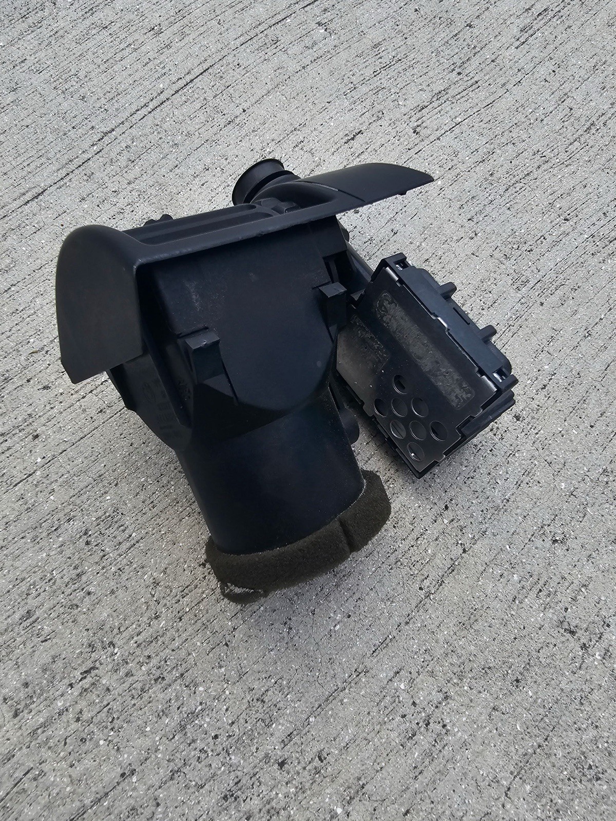 1996-2002 BMW Z3 Driver Side Ac Vent With Headlight Switch Controls Assembly