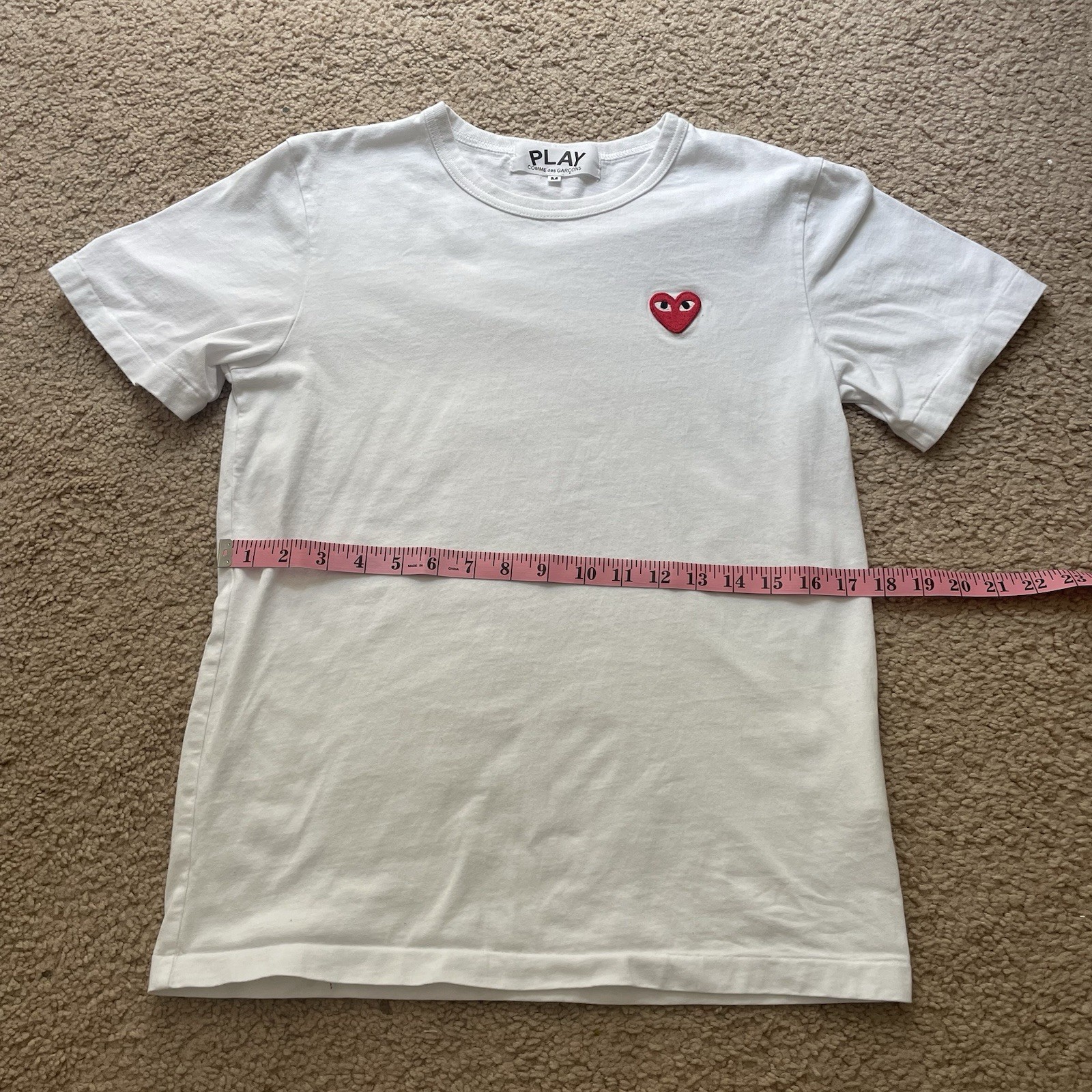 White Comme des Garçons Play T-shirt with red heart graphic, size M gallery