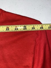 Cincinnati Reds Genuine Merchandise Red Tee Size 2XL Pit To Pit 26” L 31”