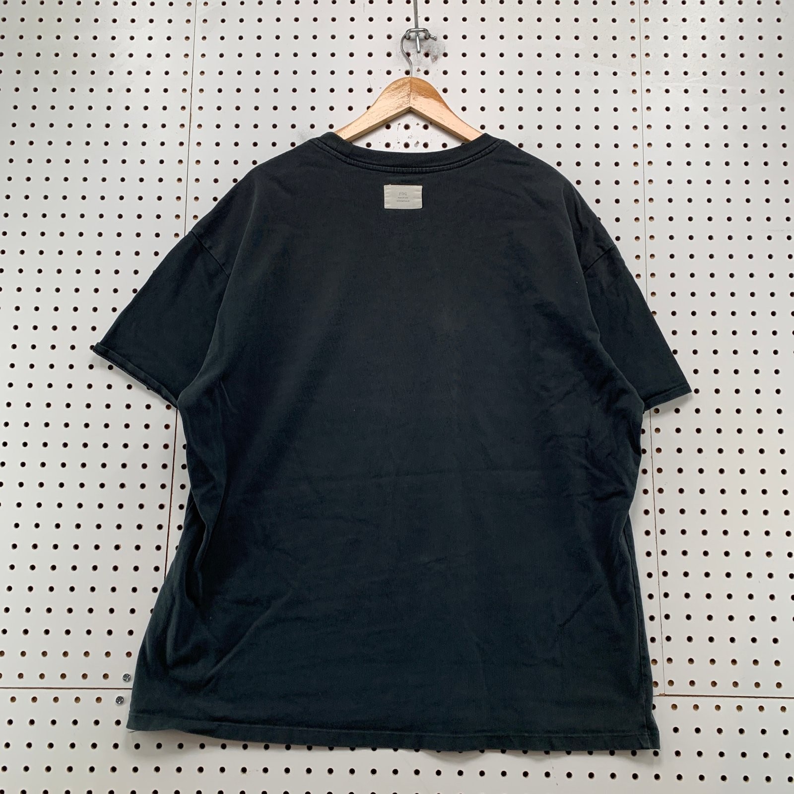 Essential FOG Fear Of God T Shirt Mens Medium Faded Black Oversized gallery