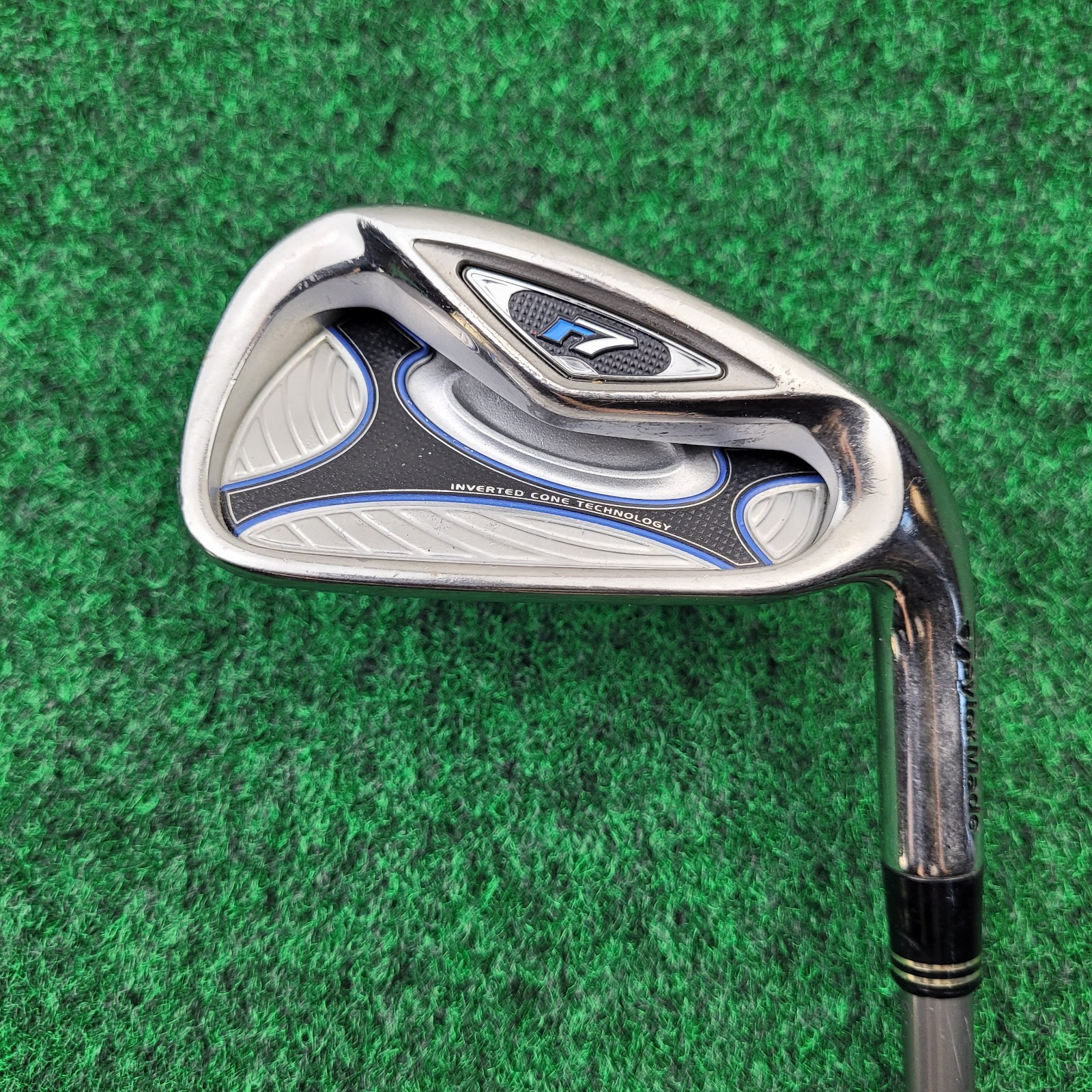 TaylorMade R7 – 7 Iron – Ladies Flex Graphite Shaft Rh Standard Size Grip
