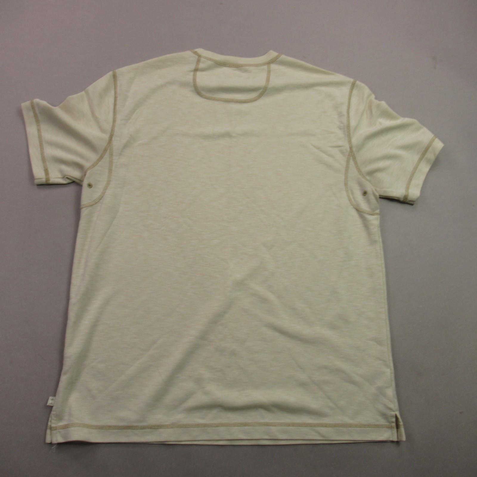 Tommy Bahama Shirt Mens Medium Short Sleeve Crew Neck Outdoor Yellow Lightweight gallery