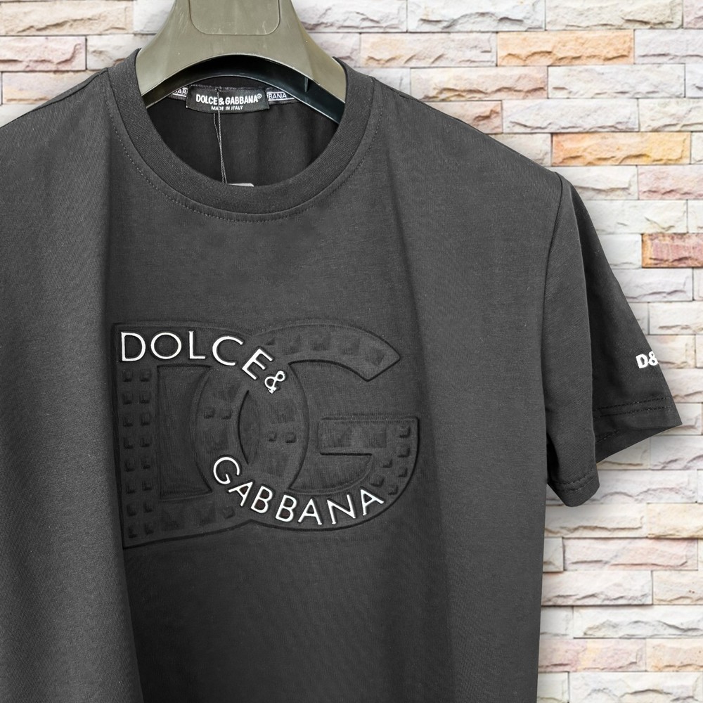 Dolce&Gabanna with 3D DG Logo = Black T-shirt = Size L / Tariff Paid
