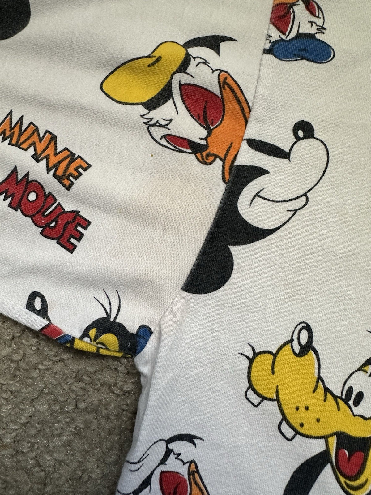 Men’s Vintage Disney Characters Mickey Mouse All Over Print T Shirt Medium/Large gallery