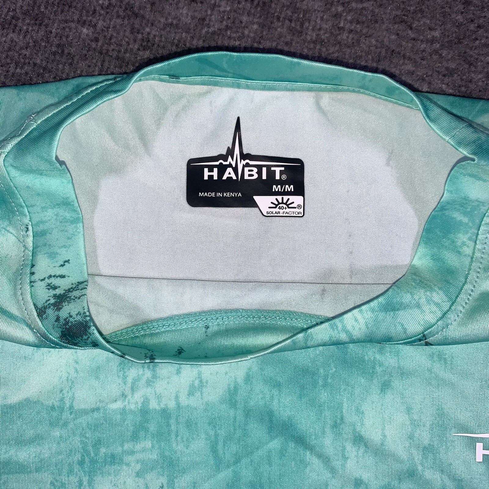 Habit Fishing Shirt Men's Medium Shockwave Green Short Sleeve Realtree NWT gallery