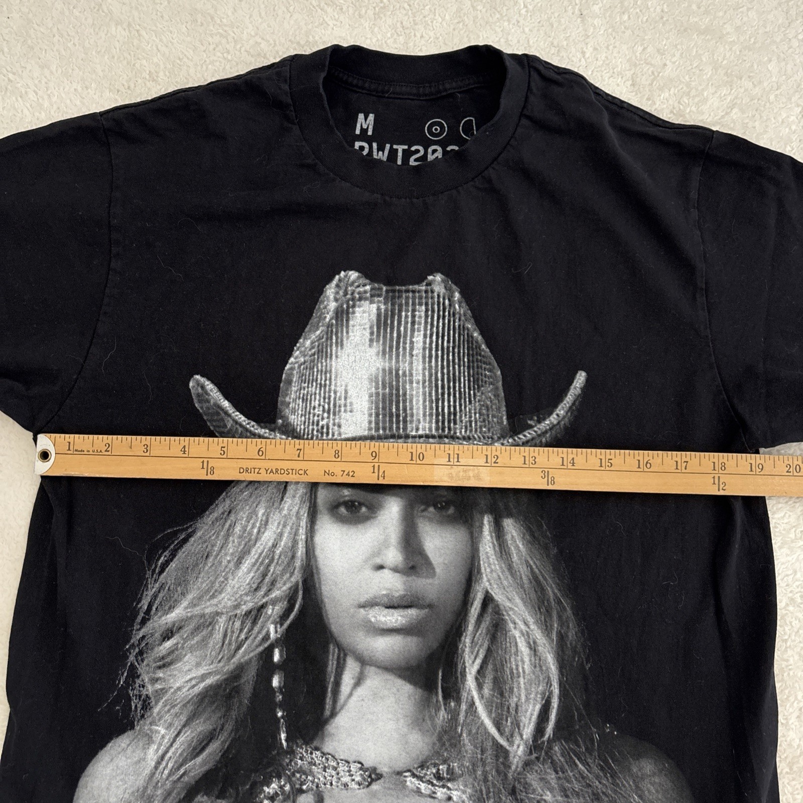 Beyonce M 2023 Renaissance World Tour Cowboy Carter Official Merch Music gallery