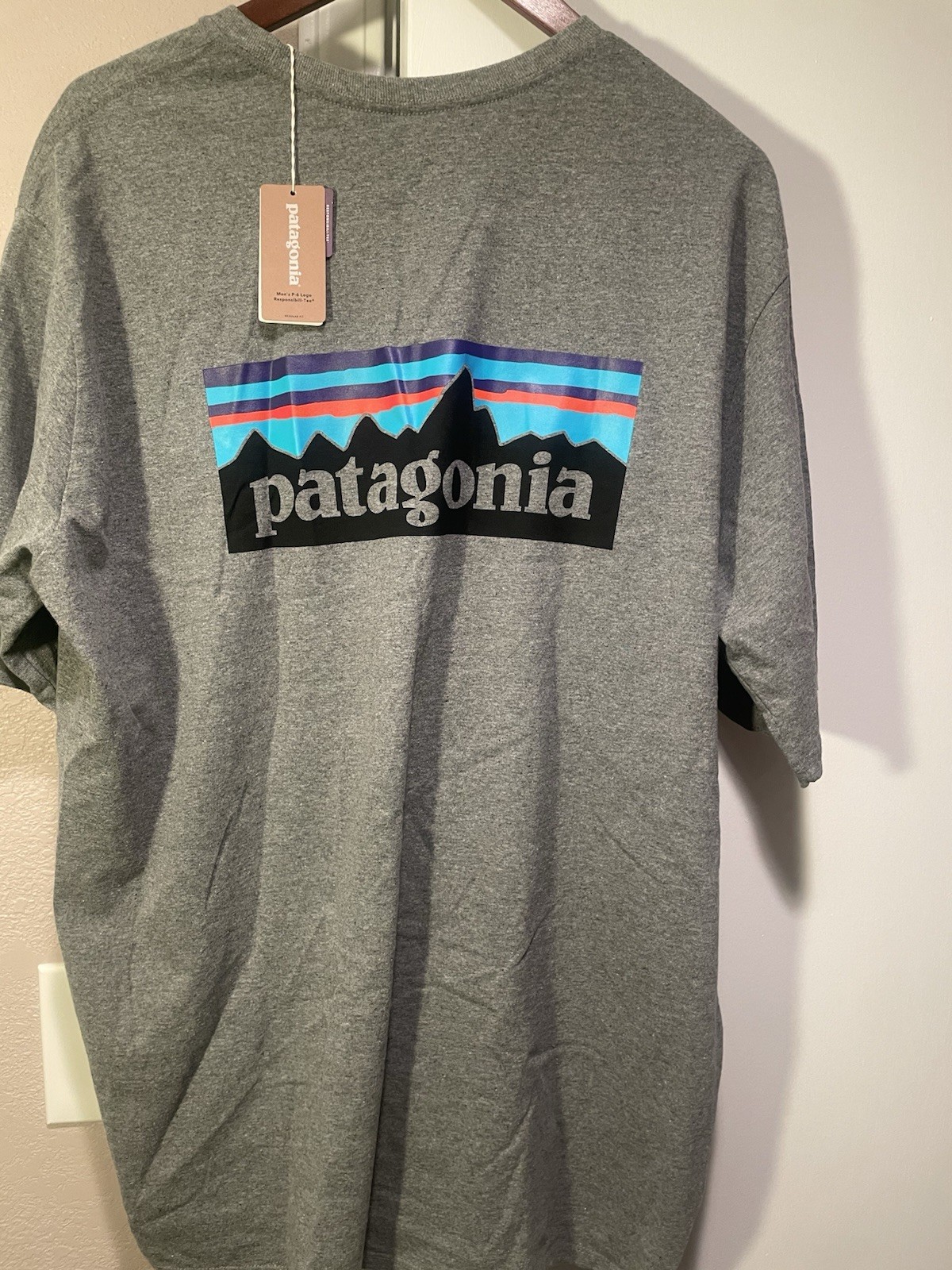 Patagonia Mens - P-6 Logo Responsibili-Tee S/S T-shirt XXL NEW choose color gallery