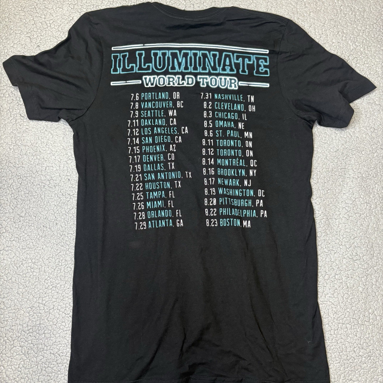 Signed Shawn Mendes Illuminate World Tour M Black Double-Sided Shirt gallery