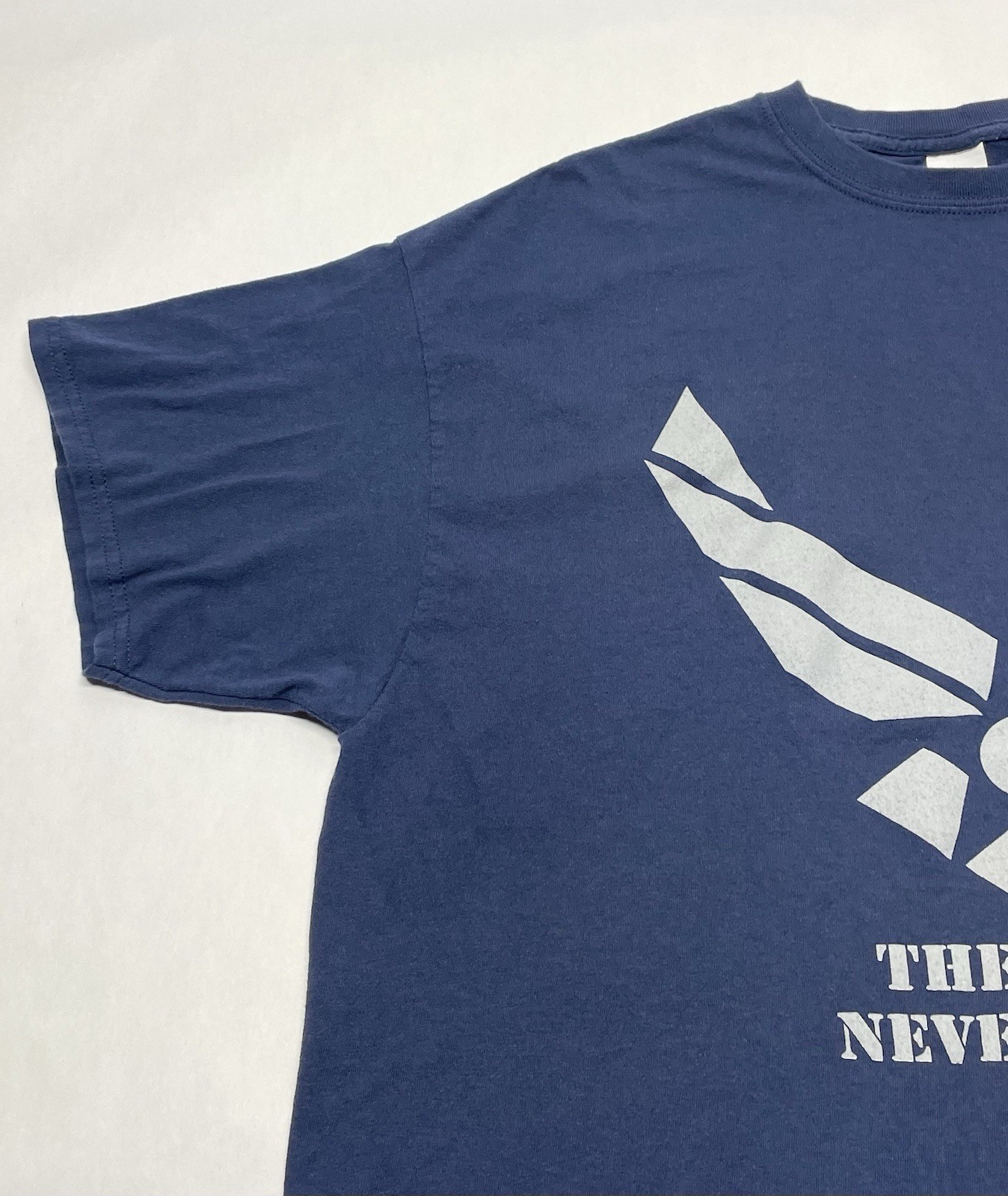 US Air Force Navy Blue Graphic Crew T Shirt The Best Never Rest Sz 2XL Military gallery