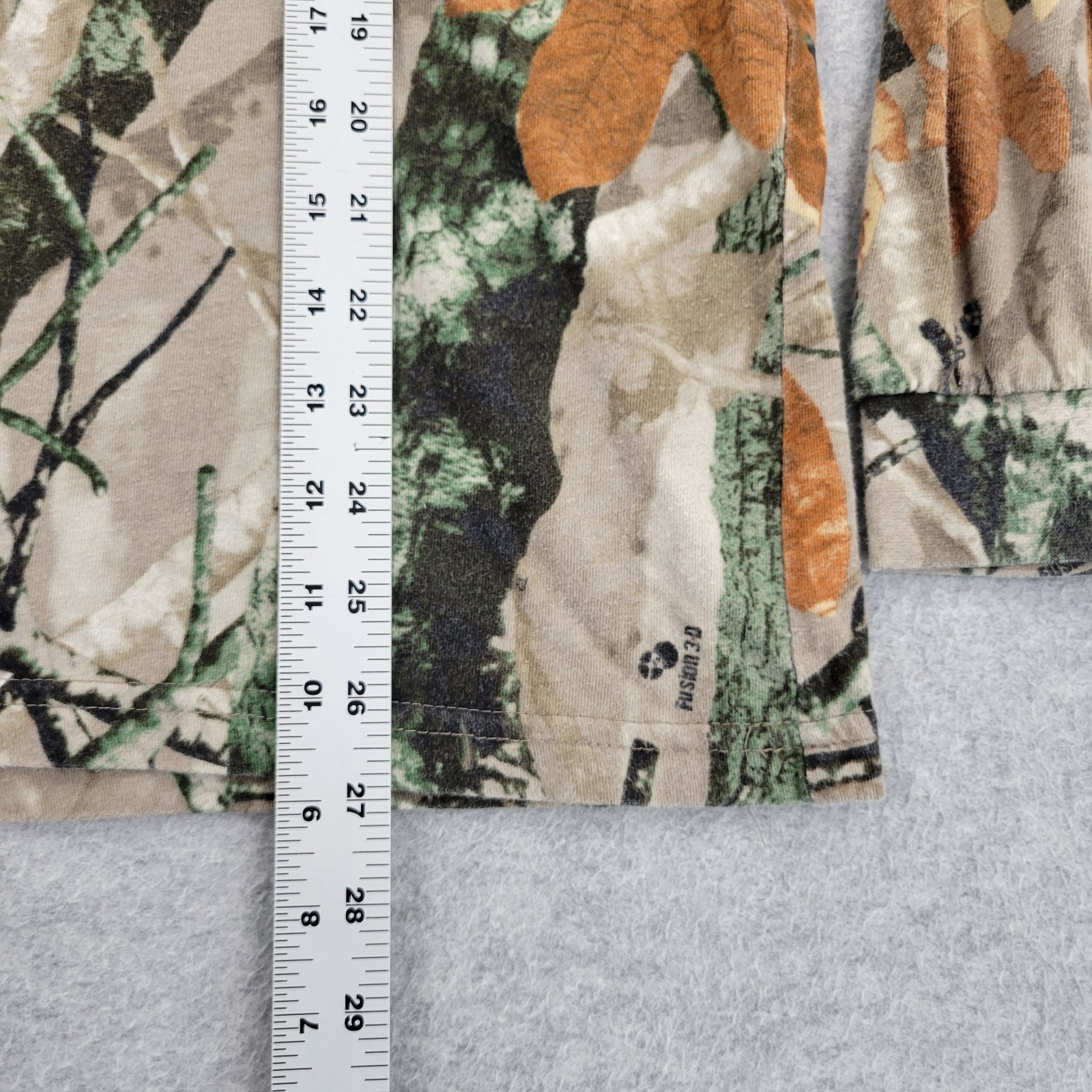 Outfitters Ridge Shirt Mens Large (42-44) Realtree Camo VTG Y2K Branches Leaves gallery