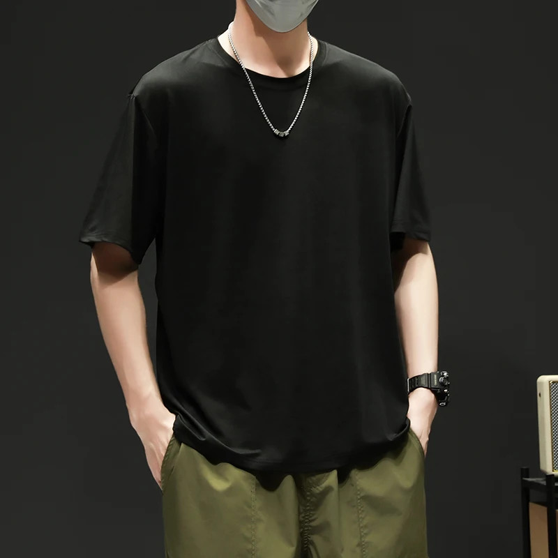 Men’s Summer Ice Silk Short-sleeved Simple and Fashionable Round Neck T-shirt