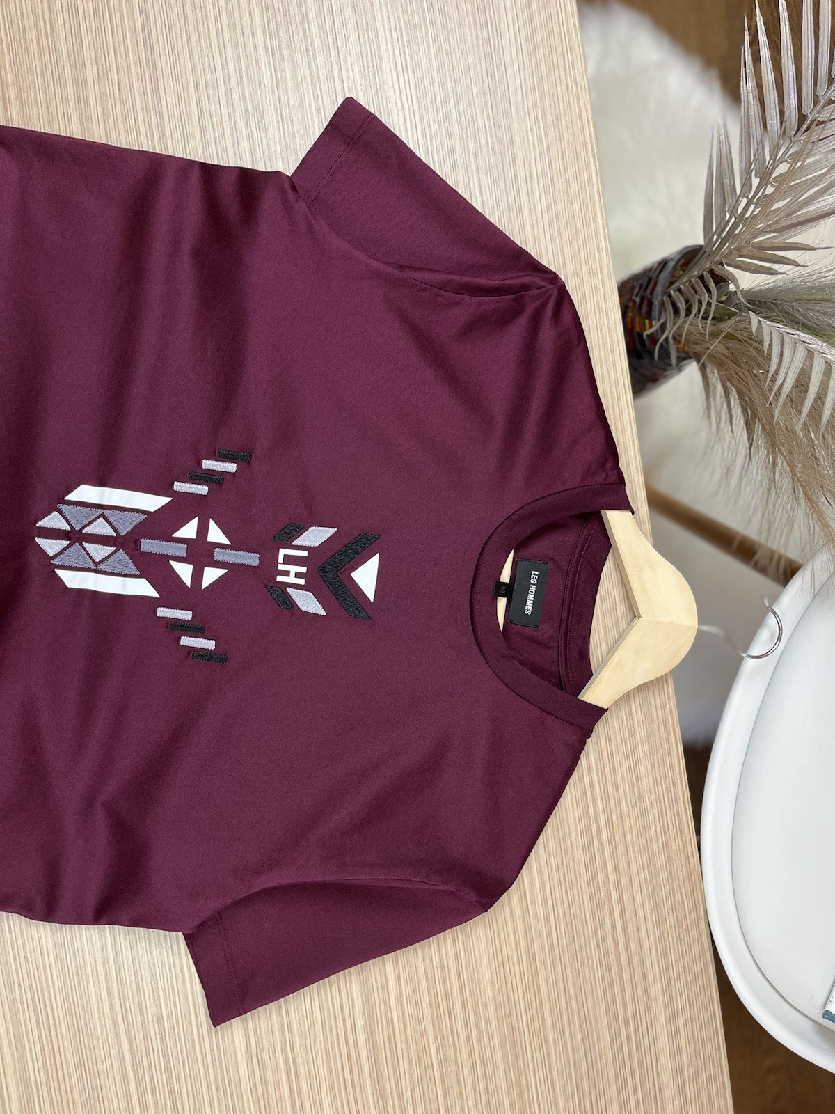 Les Hommes Notte Vandebosch Maroon T Shirt M Short Sleeve LH Geometric Tee gallery
