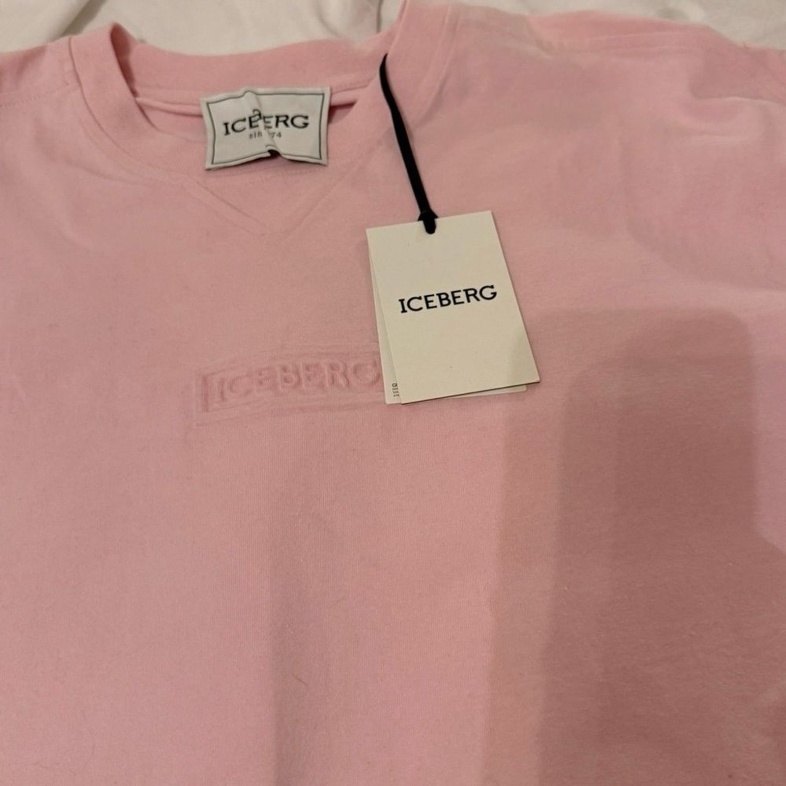 Men’s Iceberg 5D Light Pink Short Sleeve Tee NWT Large gallery