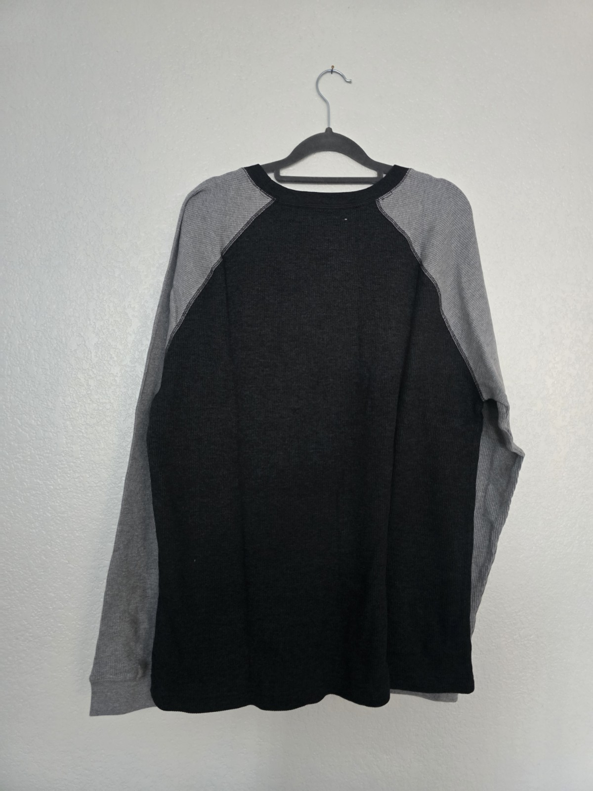 St John's Bay Mens Thermal Crewneck Long Sleeve Dark Gray/Light Gray X Large NWT gallery