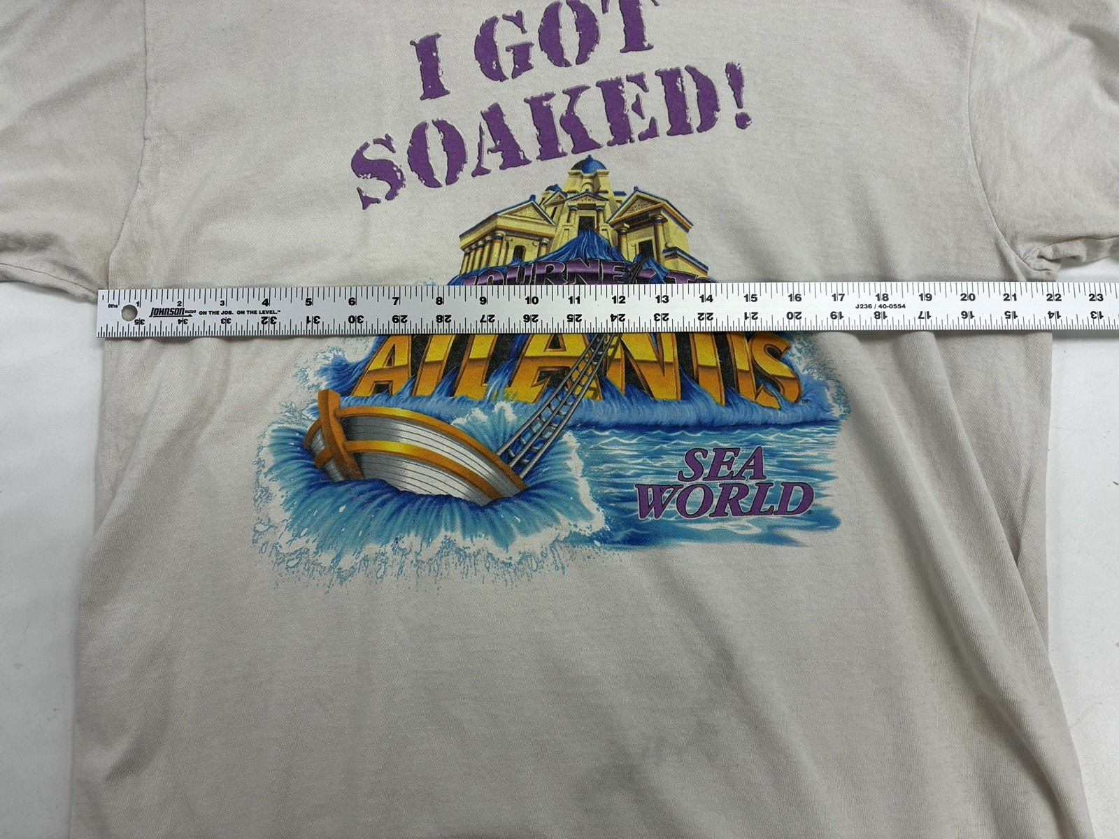 Vintage I Got Soaked Journey To Atlantis Sea World T-Shirt Size XL gallery