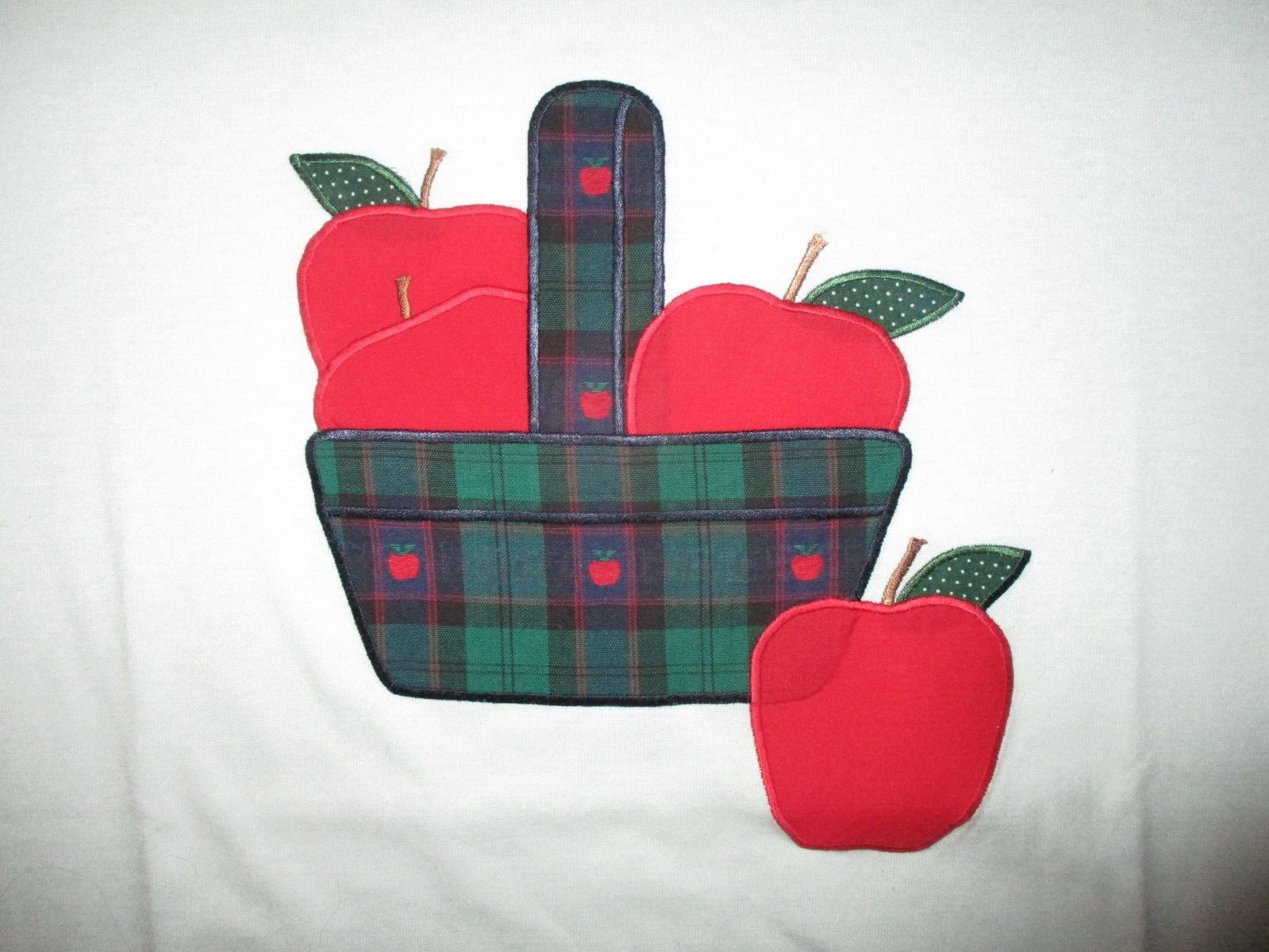 vtg 80s 90s EMBROIDERED APPLIQUE T SHIRT Apple Basket Country Charm Mom Large gallery