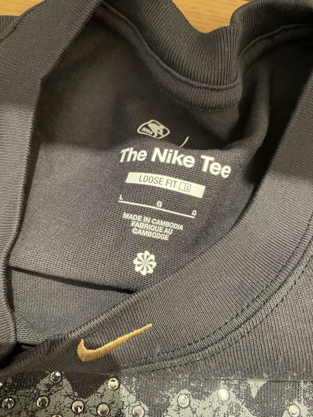 Nike NBA Champions New York Knicks 2026 Crystal Rhinestone Tshirt Black Sz Large gallery