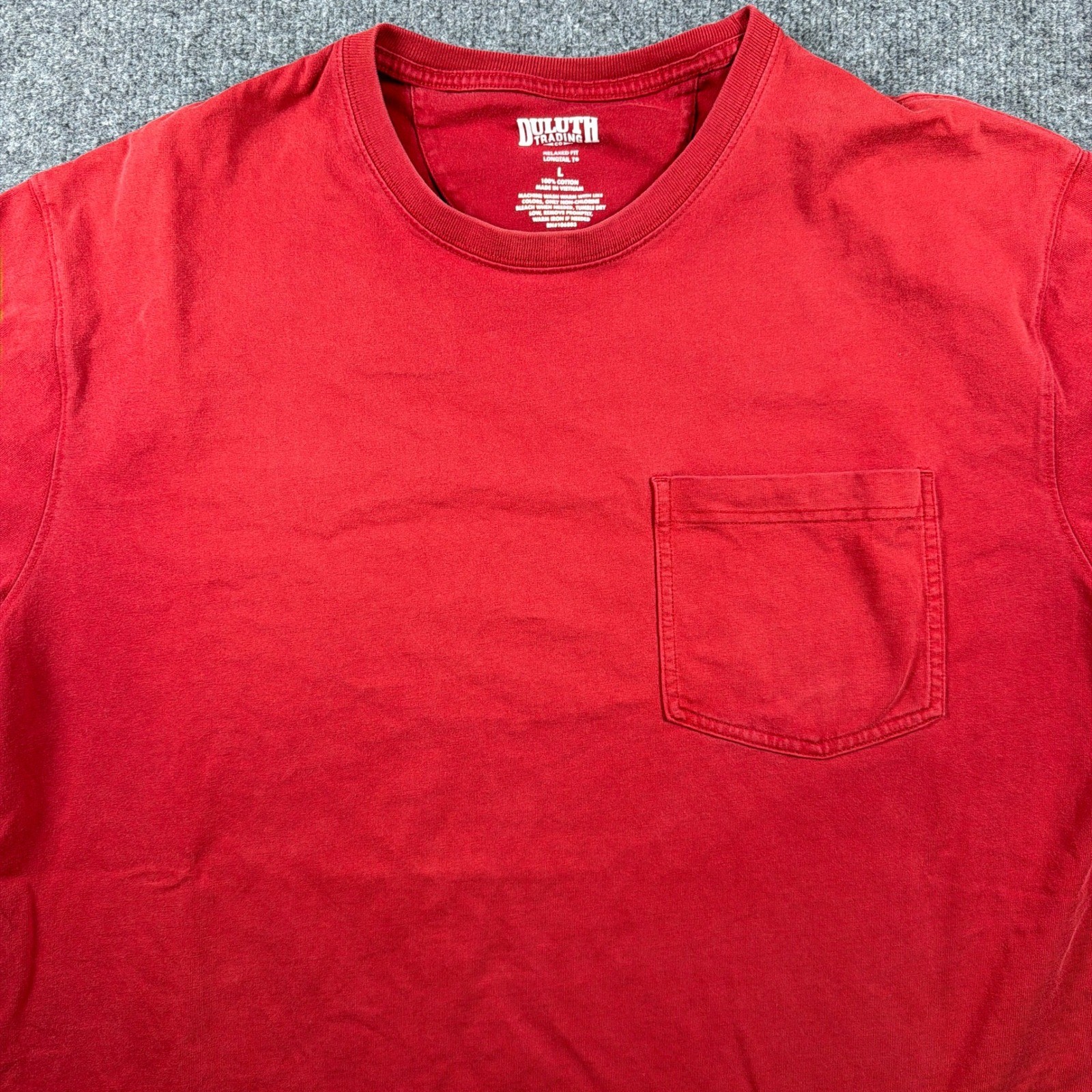 Duluth Trading Co Relaxed Fit Longtail T Shirt Mens Large Red Chest Pocket gallery