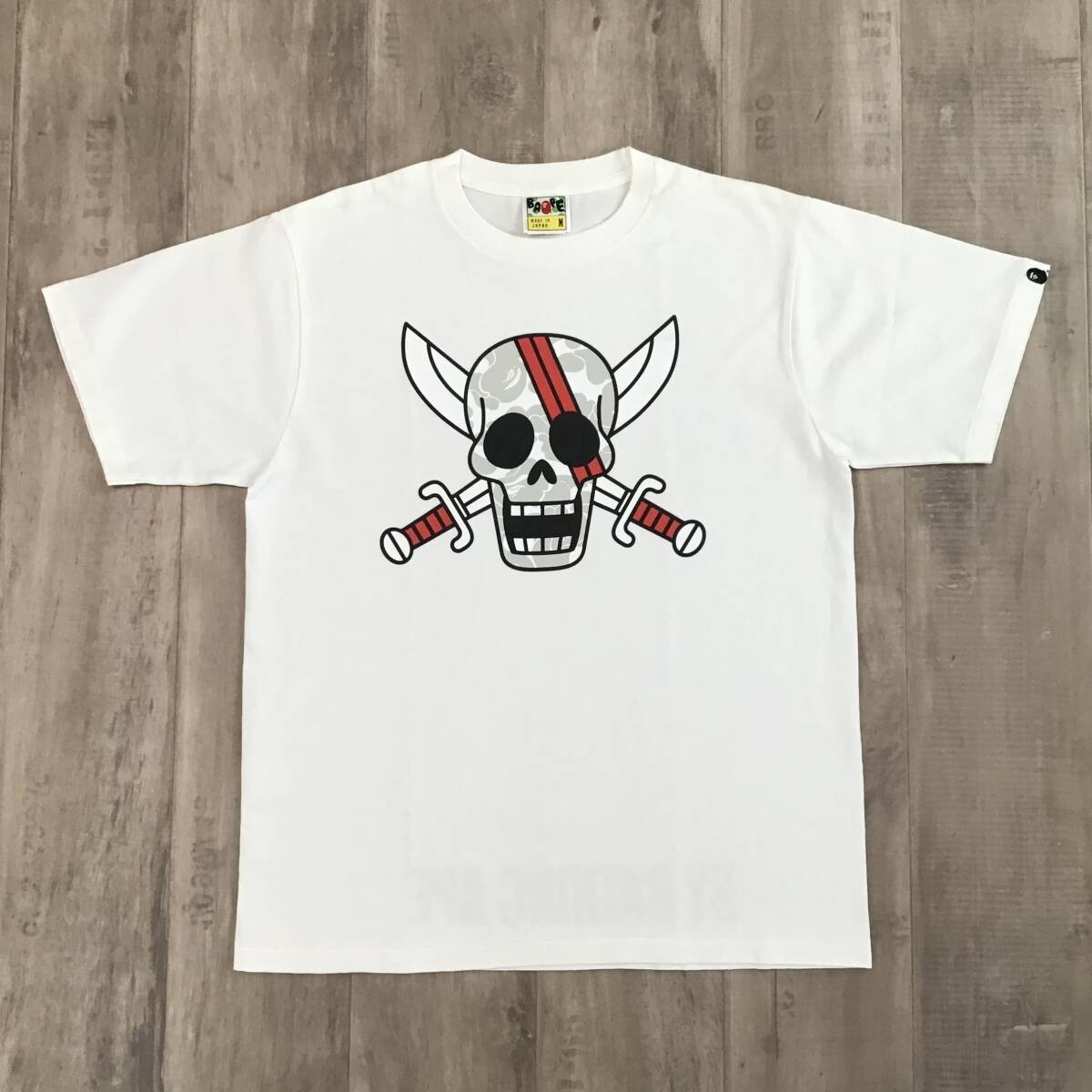 Aoyama Exclusive One Piece × BAPE CAMO Shanks T-shirt A Bathing Ape Size M gallery