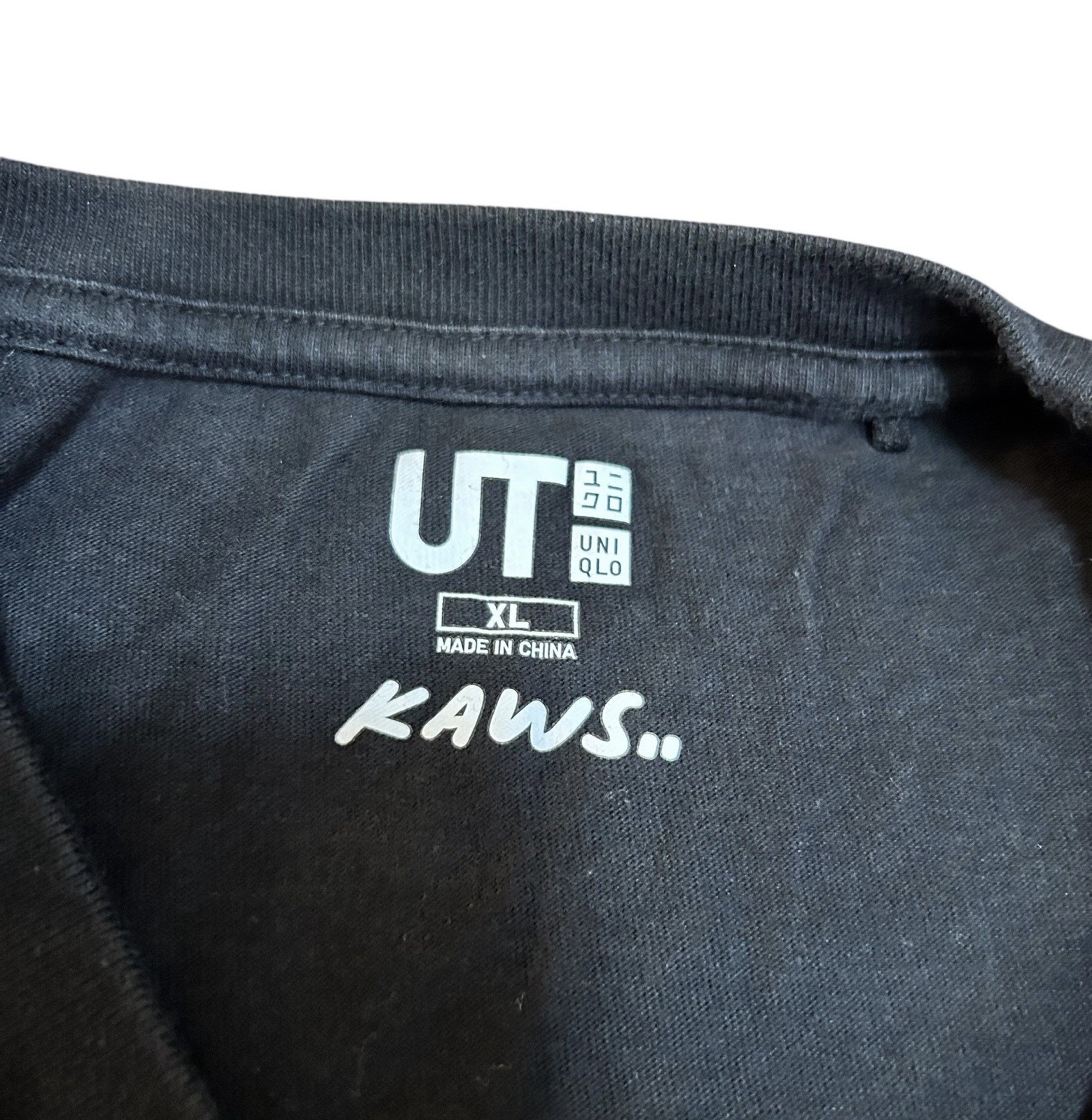 Kaws x Uniqlo UT 2019 Pocket T Shirt Men’s XL Black gallery